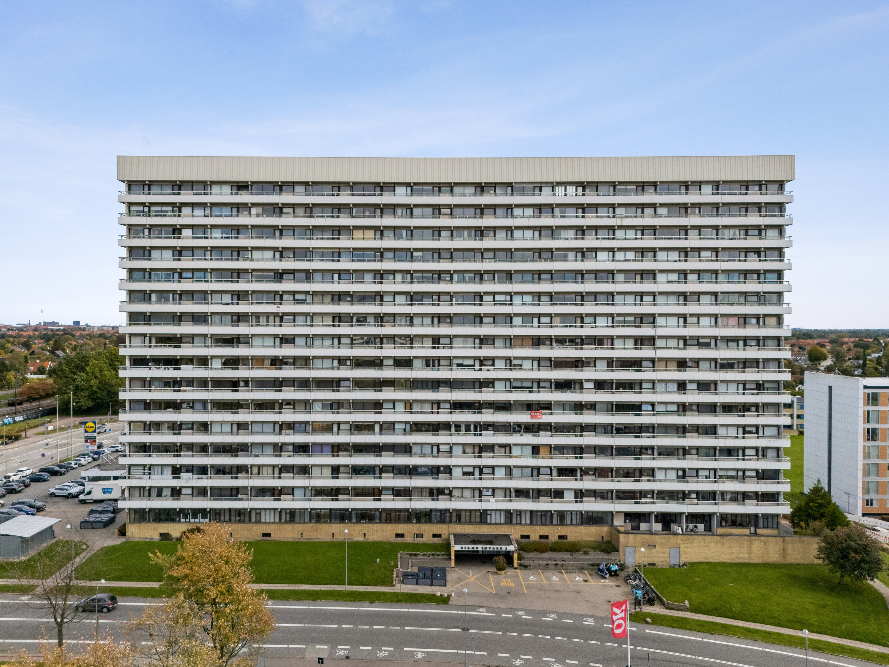 Fremhævet luftfoto billede i fuldskærmstilstand. Billede af Rebæk Søpark 3, 14. 1422., 2650 Hvidovre