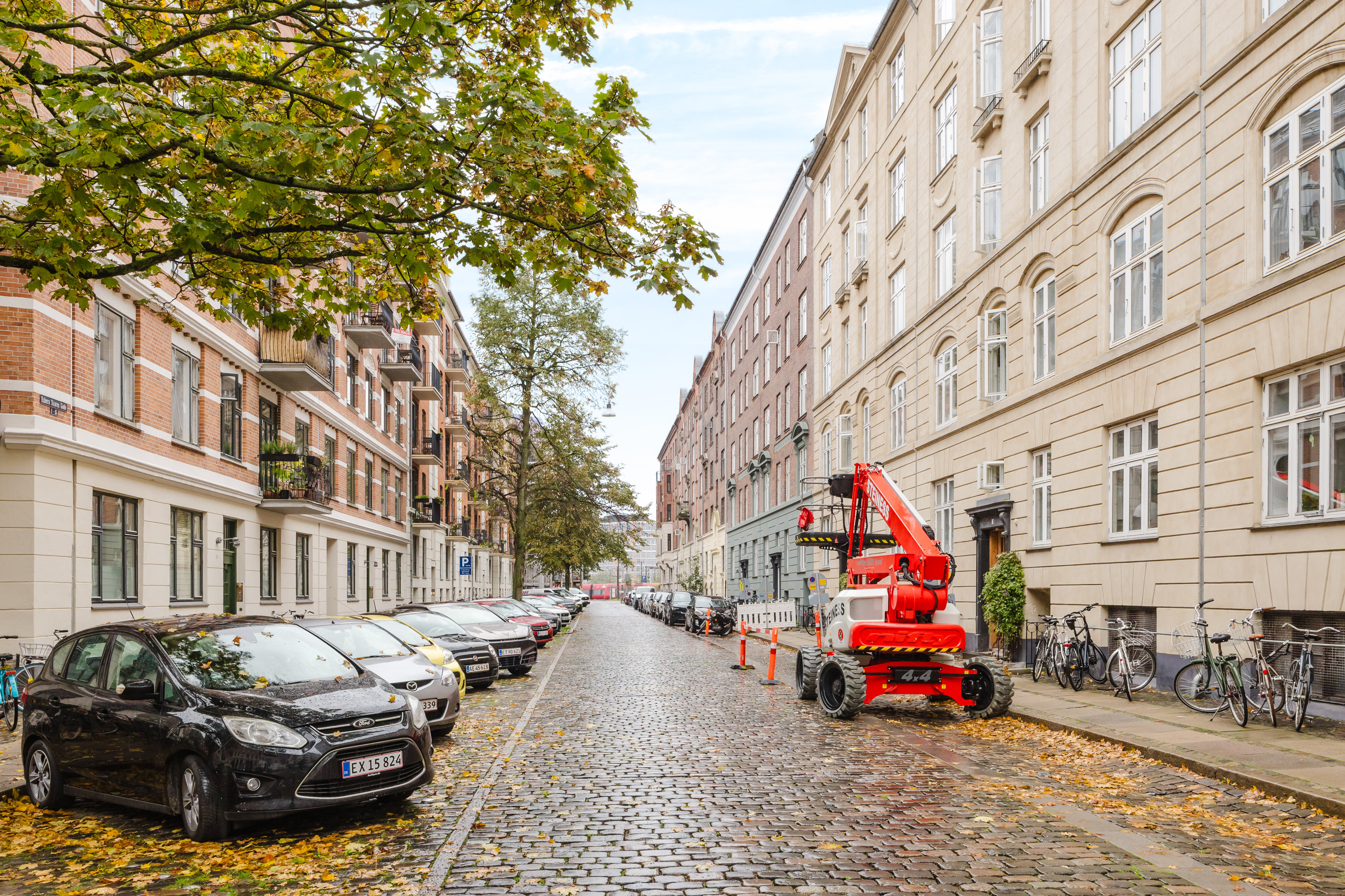 Fremhævet andet billede i fuldskærmstilstand. Billede af Esbern Snares Gade 5, st. th., 1725 København V