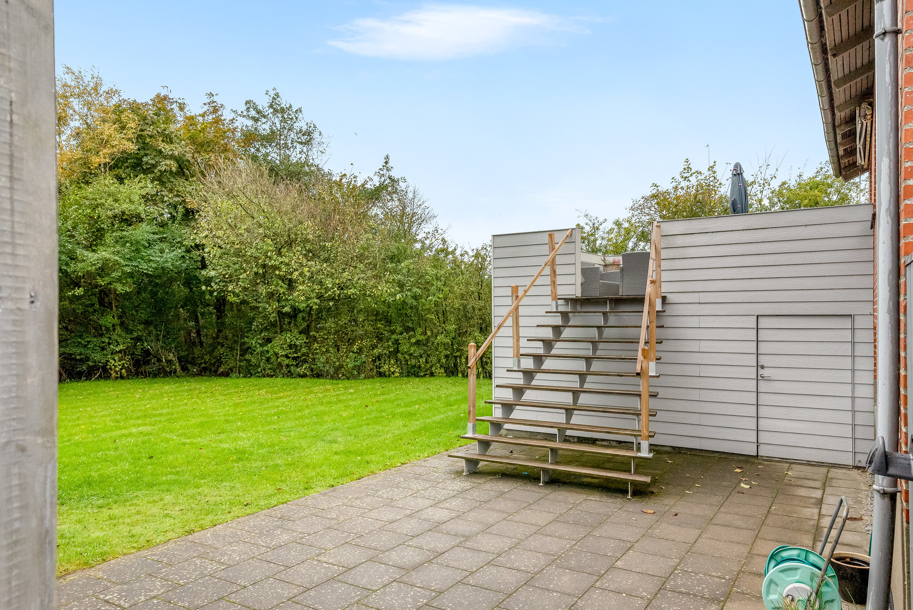 Fremhævet terrasse billede i fuldskærmstilstand. Billede af Fabjergvej 18, Nørlem, 7620 Lemvig