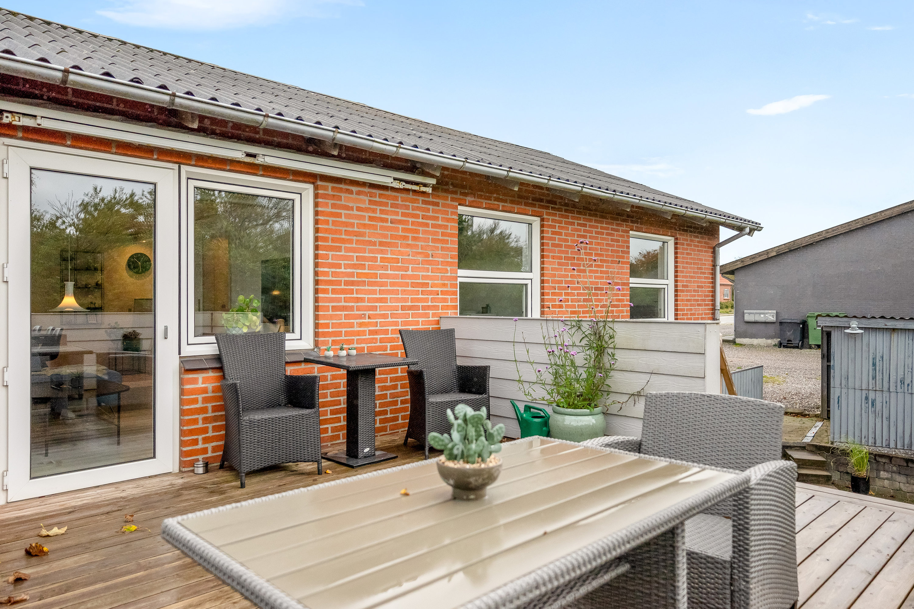 Fremhævet terrasse billede i fuldskærmstilstand. Billede af Fabjergvej 18, Nørlem, 7620 Lemvig