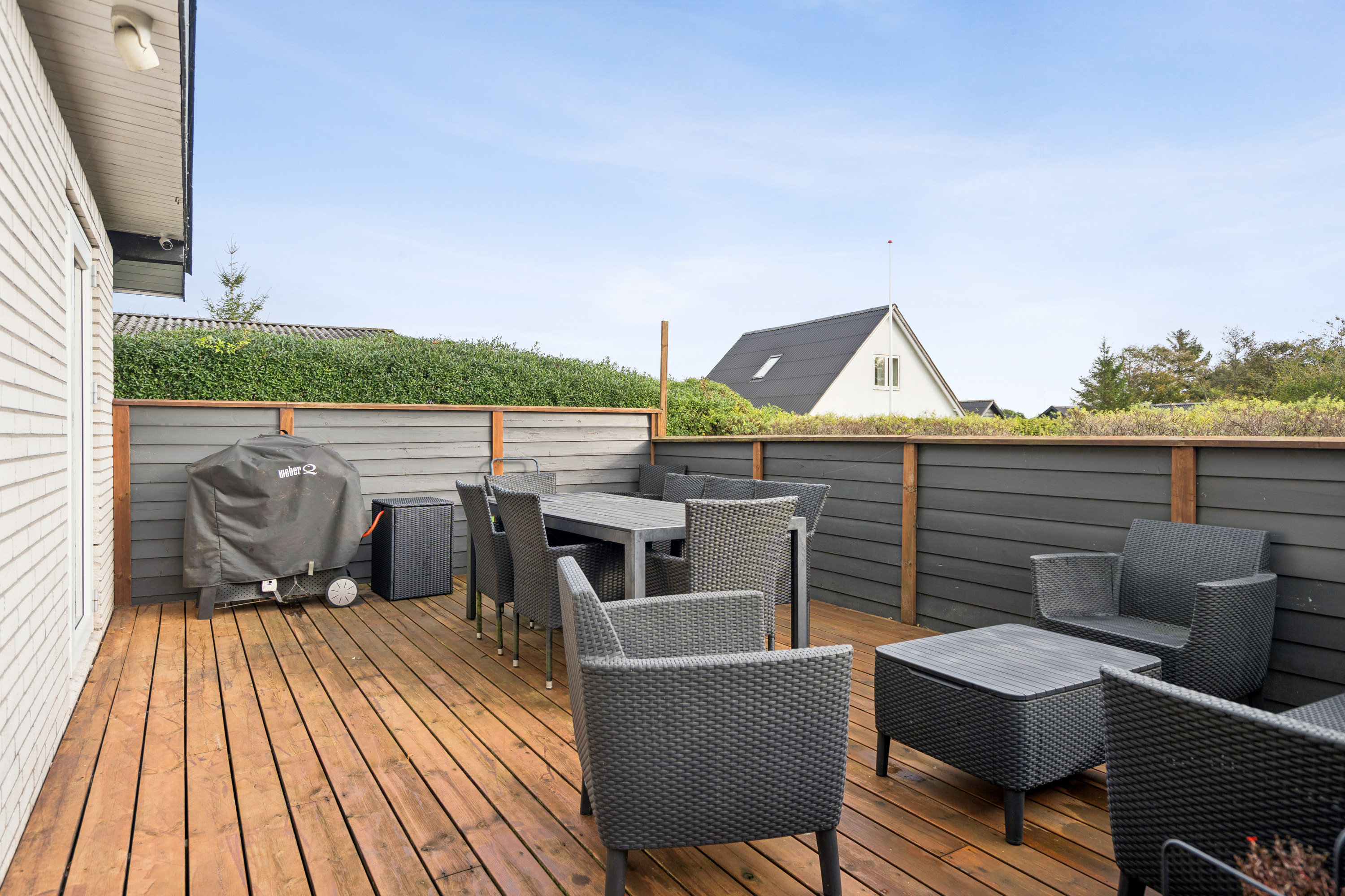 Fremhævet terrasse billede i fuldskærmstilstand. Billede af Drastrup Skovvej 24, Drastrup, 9200 Aalborg SV
