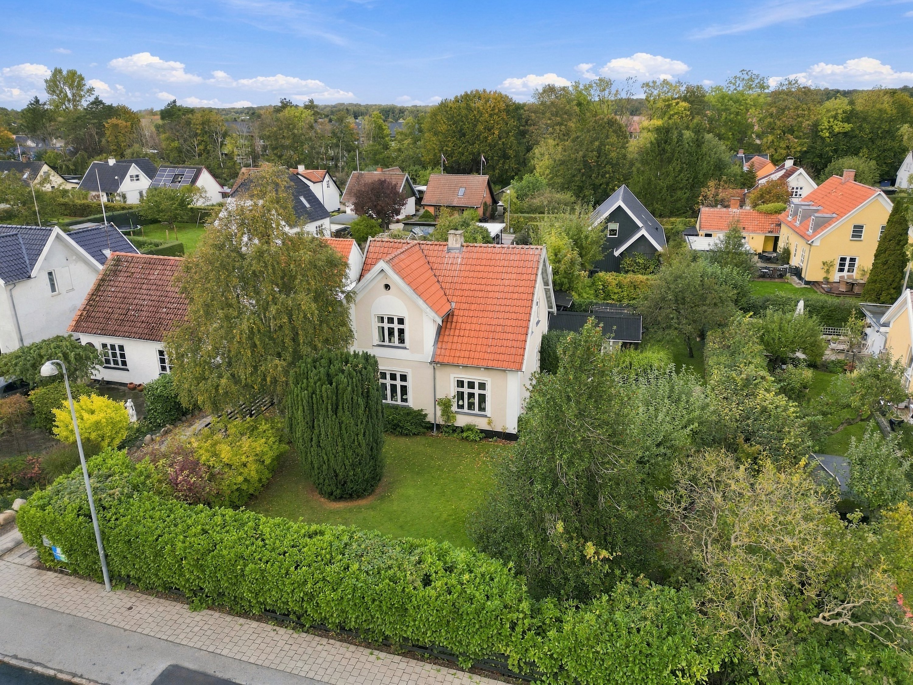 Fremhævet luftfoto billede i fuldskærmstilstand. Billede af Frederiksværksgade 100, 3400 Hillerød
