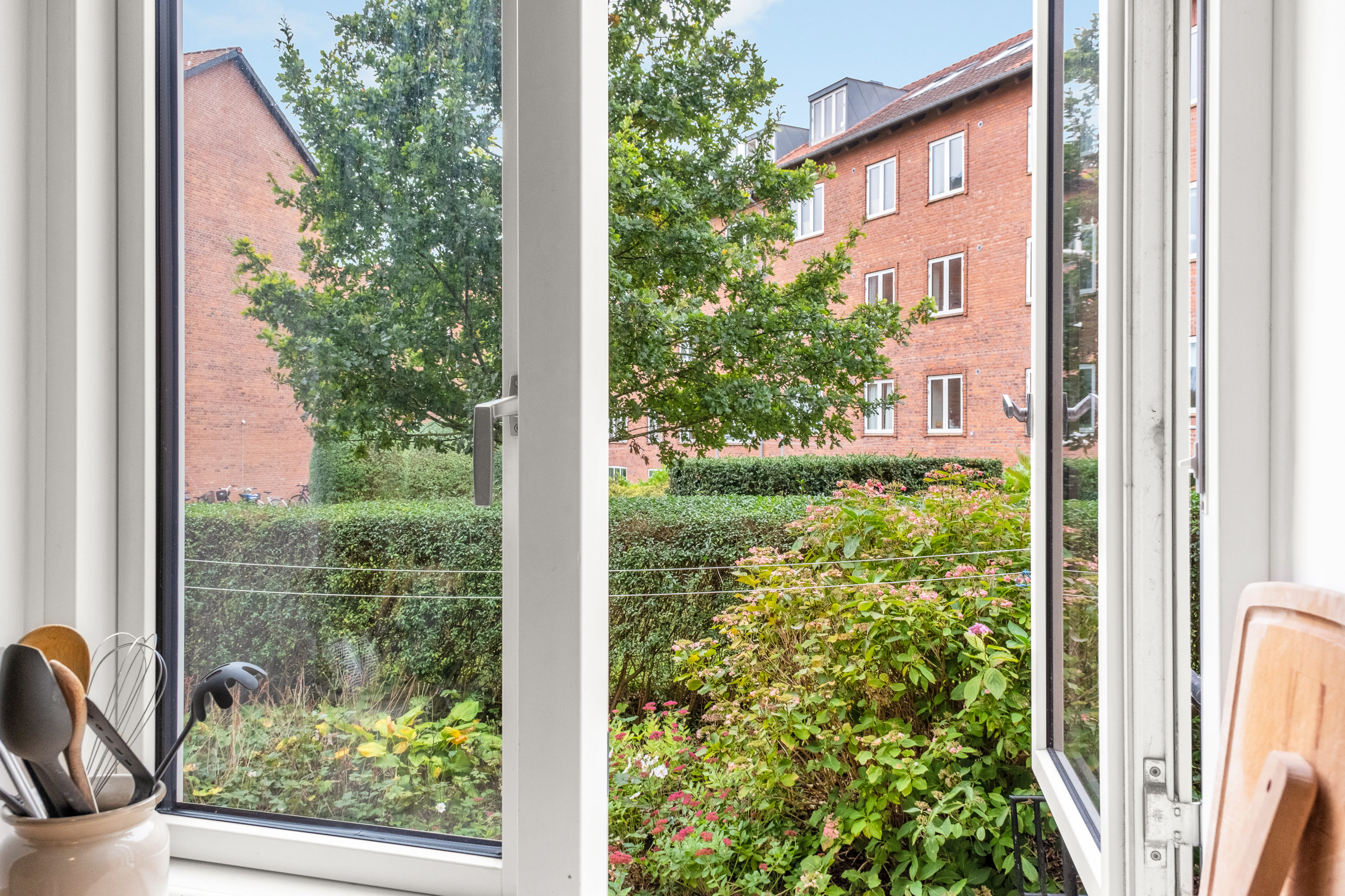 Fremhævet udsigt billede i fuldskærmstilstand. Billede af Skanderborgvej 92, st. 3., 8000 Aarhus C
