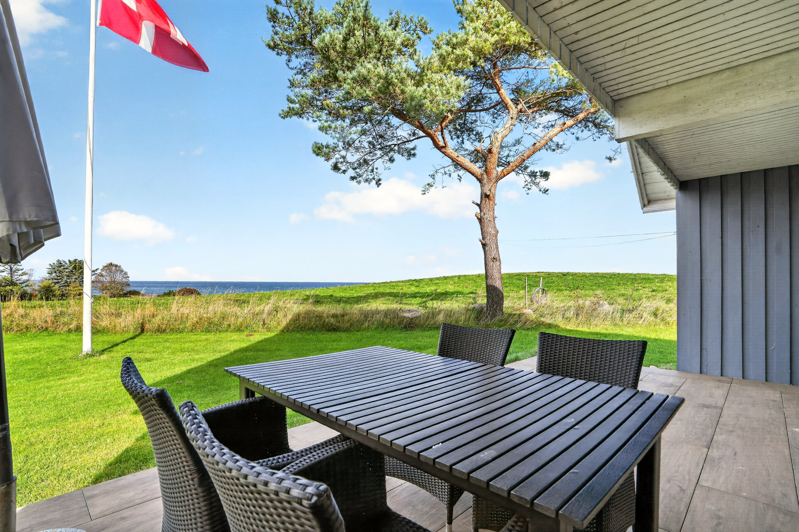 Fremhævet terrasse billede i fuldskærmstilstand. Billede af Telmanyisvej 25, Yderby Lyng, 4583 Sjællands Odde