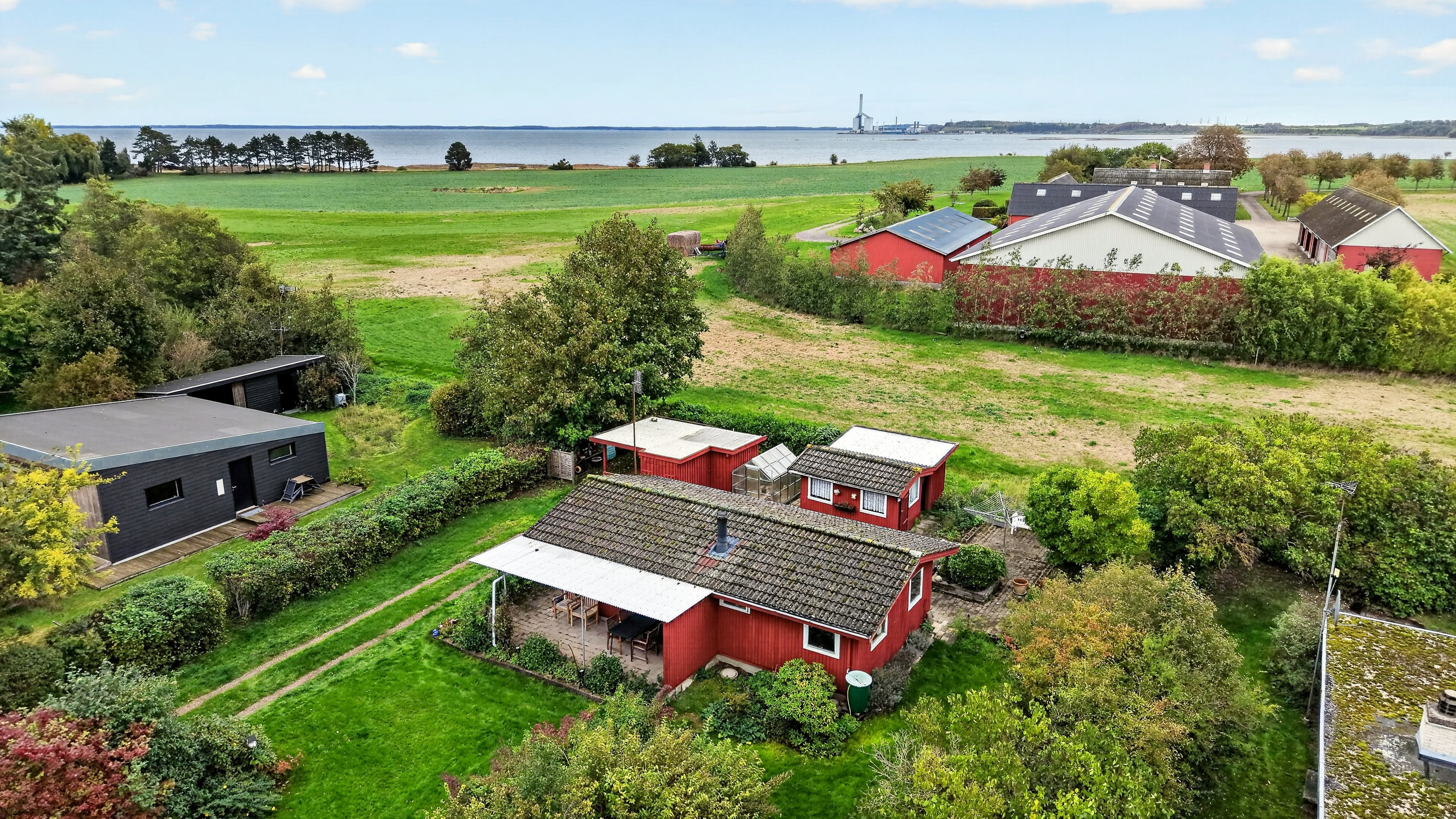 Fremhævet luftfoto billede i fuldskærmstilstand. Billede af Enghaven 26, Næsby, 4305 Orø