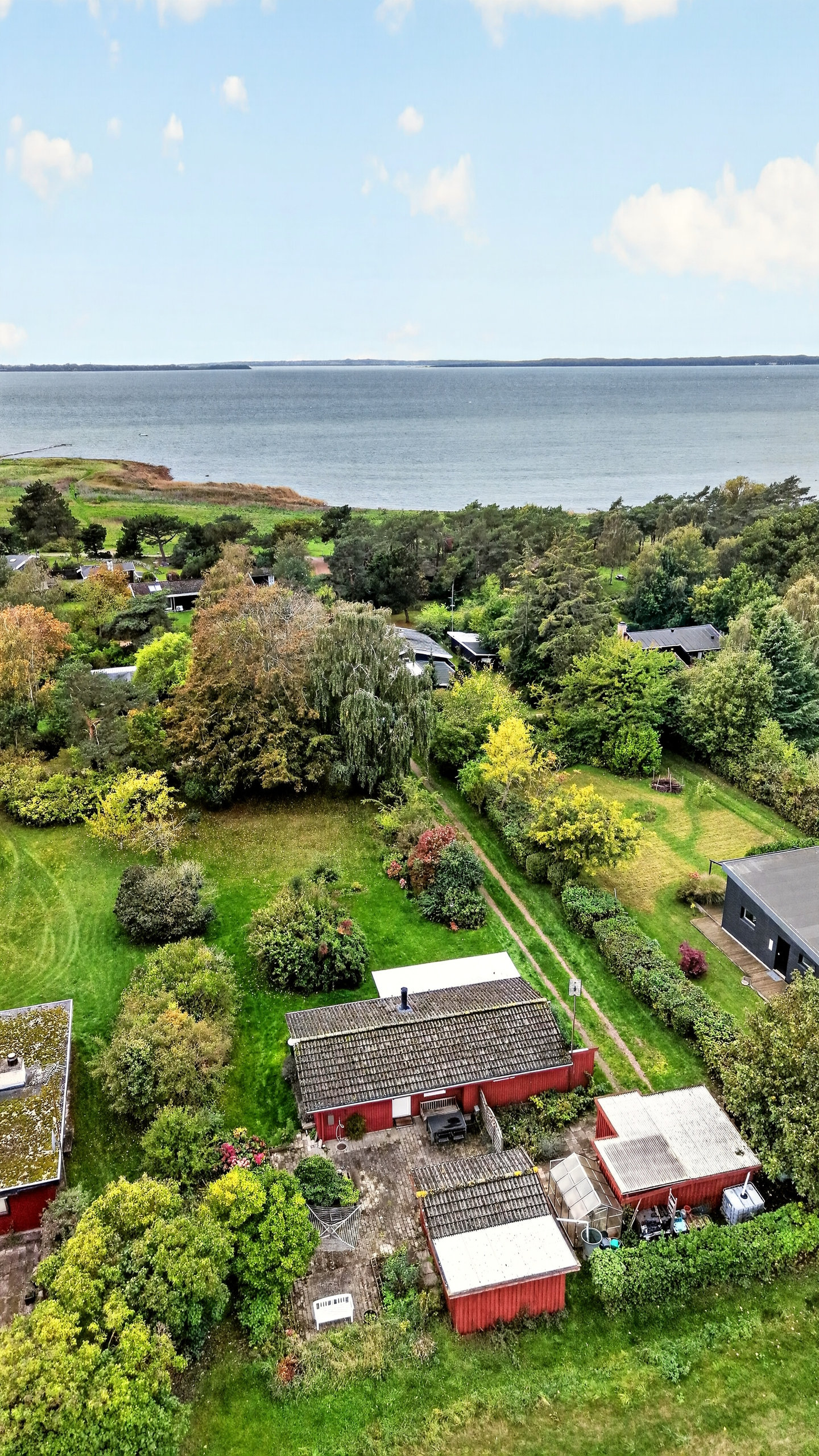 Fremhævet luftfoto billede i fuldskærmstilstand. Billede af Enghaven 26, Næsby, 4305 Orø