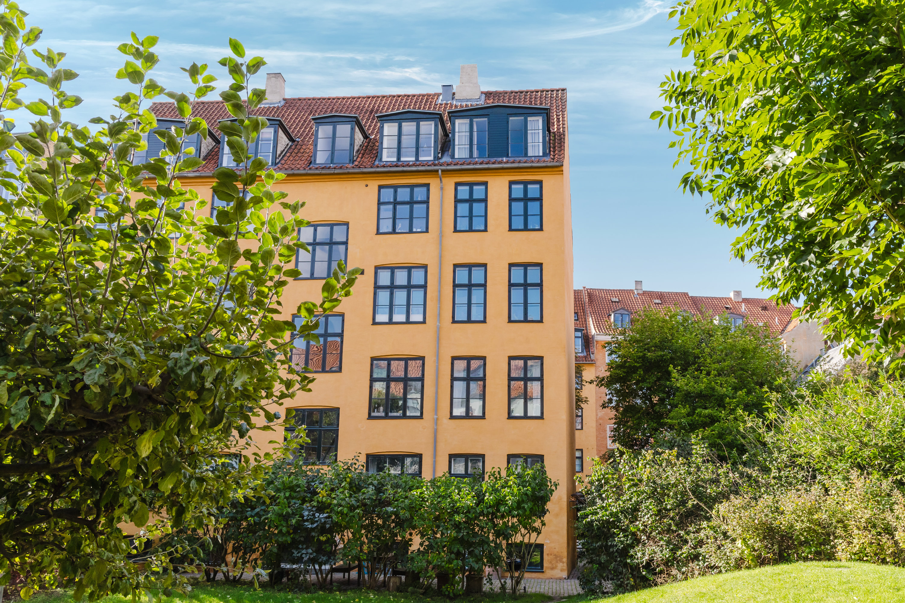 Fremhævet andet billede i fuldskærmstilstand. Billede af Fiolstræde 28A, st. tv., 1171 København K