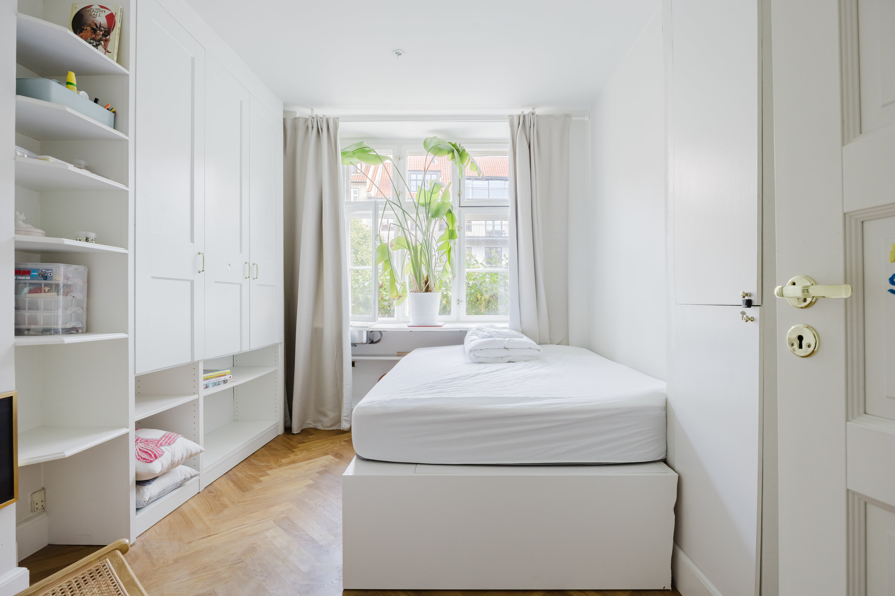 Fremhævet andet billede i fuldskærmstilstand. Billede af Fiolstræde 28A, st. tv., 1171 København K