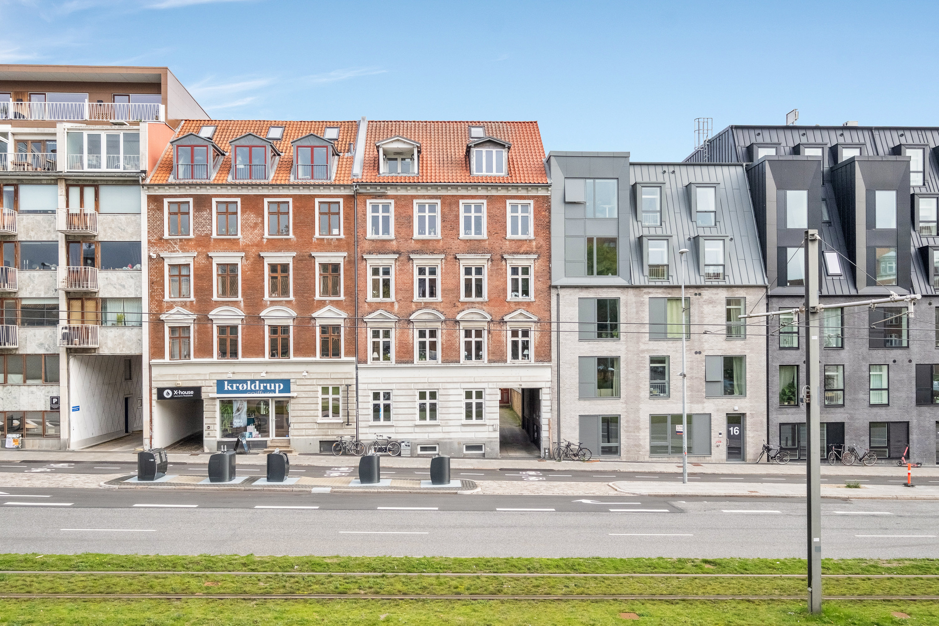 Fremhævet facade billede i fuldskærmstilstand. Billede af Nørrebrogade 18, 1., 8000 Aarhus C