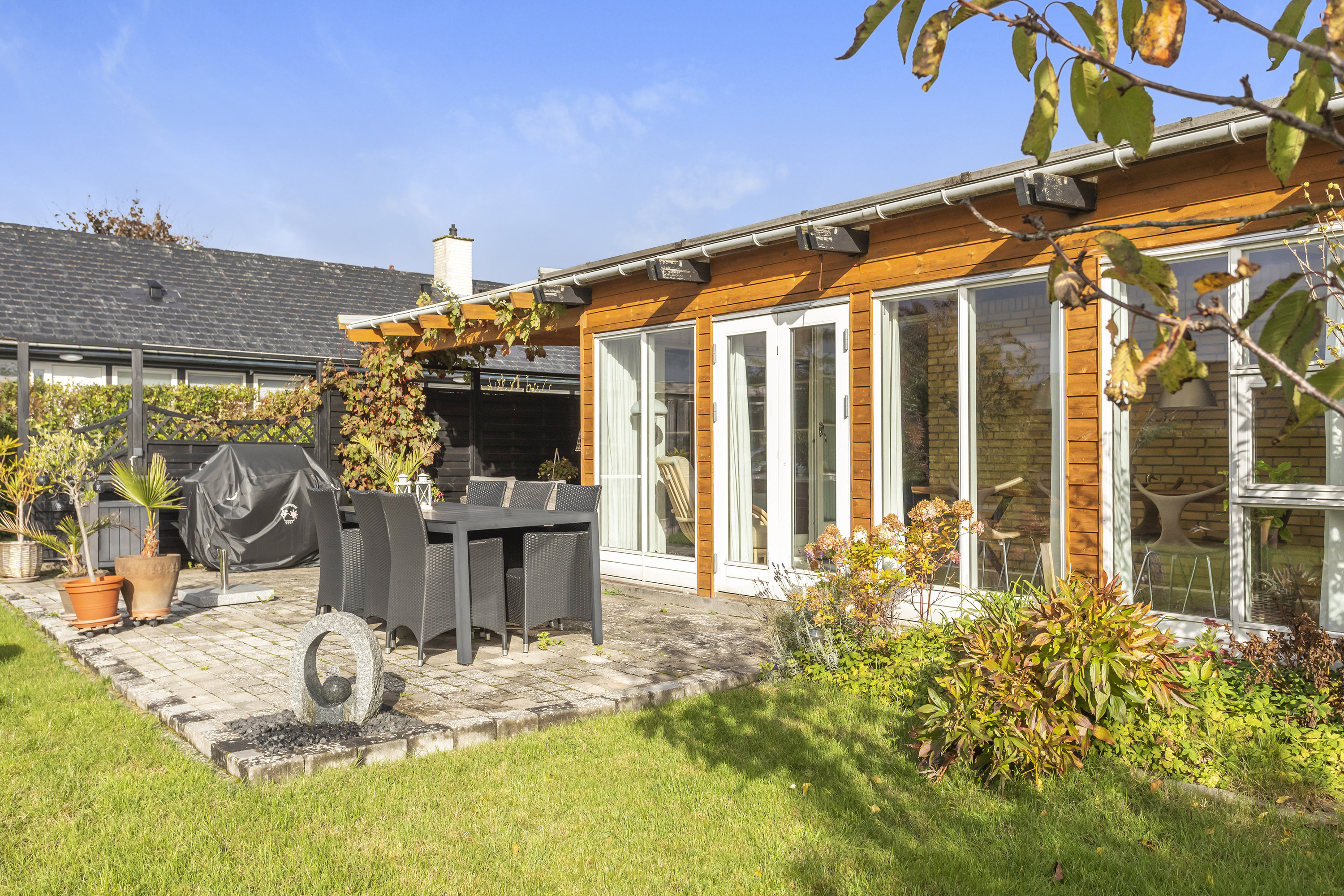 Fremhævet terrasse billede i fuldskærmstilstand. Billede af Askeengen 25, 2740 Skovlunde