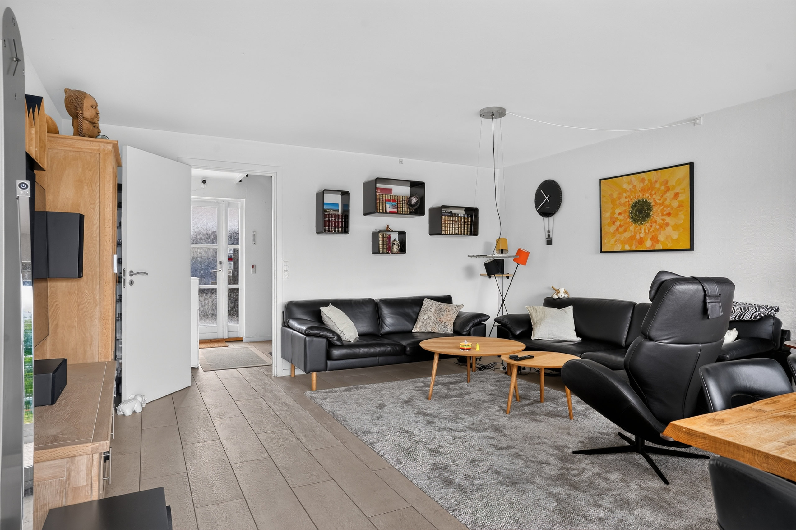 Fremhævet stue billede i fuldskærmstilstand. Billede af Vasegården 9, 2680 Solrød Strand