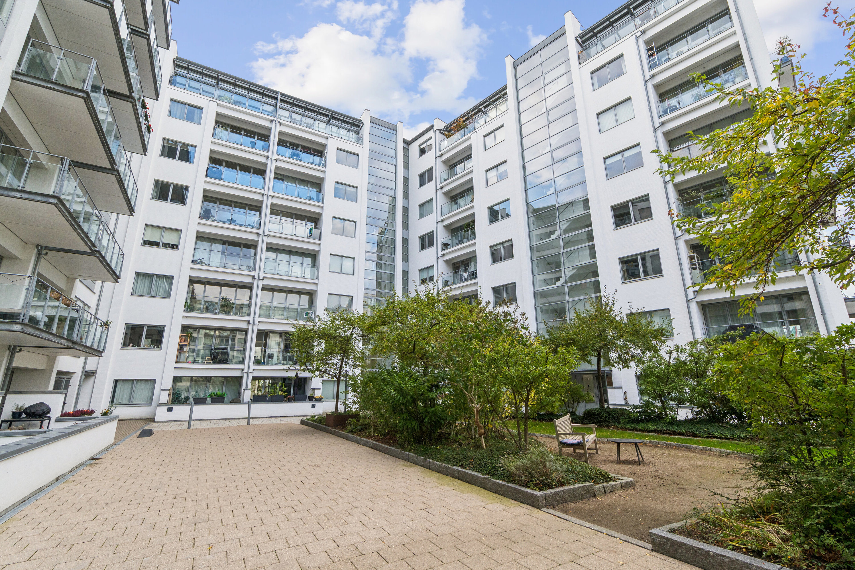 Fremhævet udendørs billede i fuldskærmstilstand. Billede af Islands Brygge 75A, 7. mf., 2300 København S