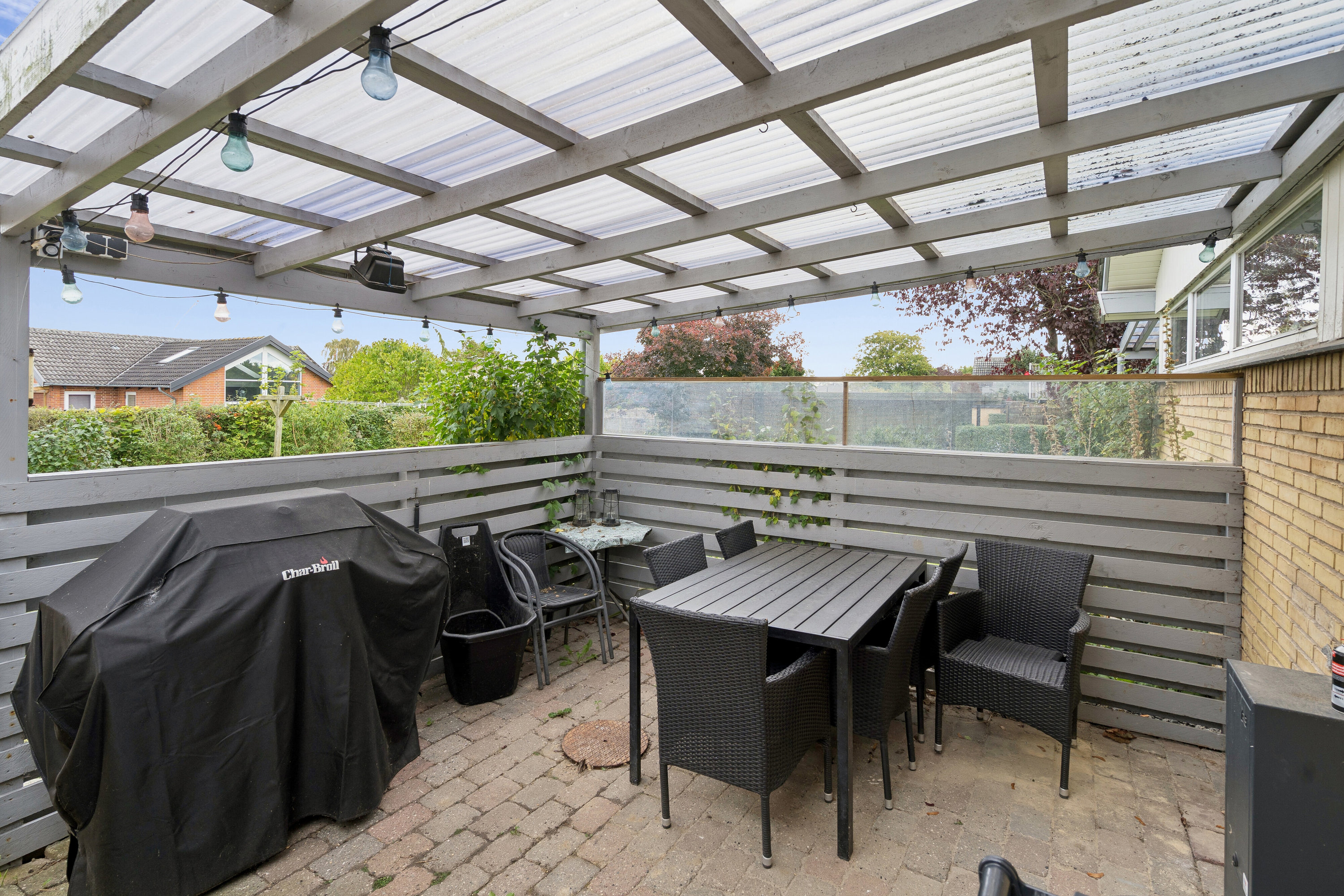 Fremhævet overdækket terrasse billede i fuldskærmstilstand. Billede af Tarupvej 9, 4700 Næstved