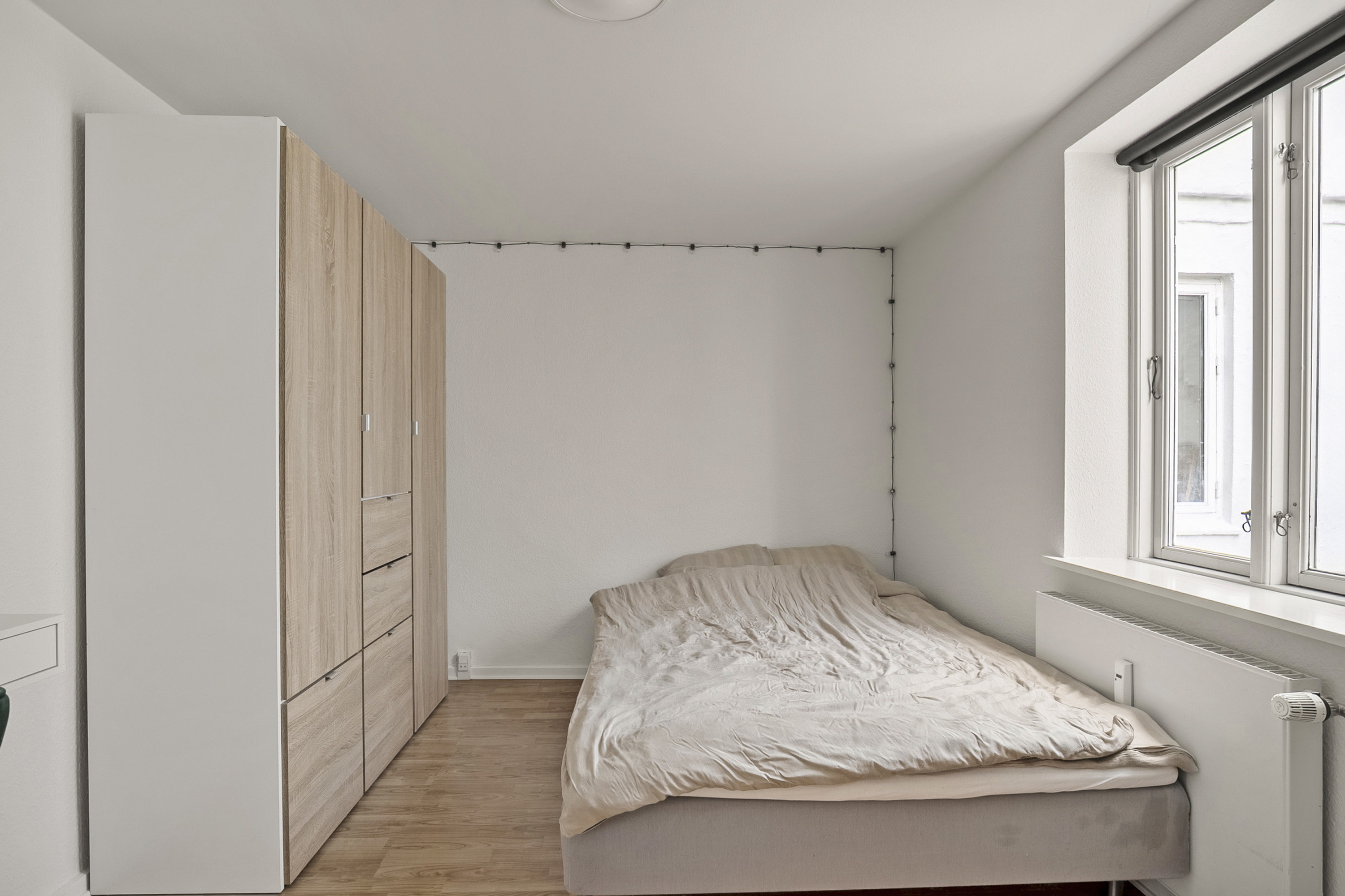 Fremhævet soveværelse billede i fuldskærmstilstand. Billede af Bjergegade 28, st. th., 5000 Odense C