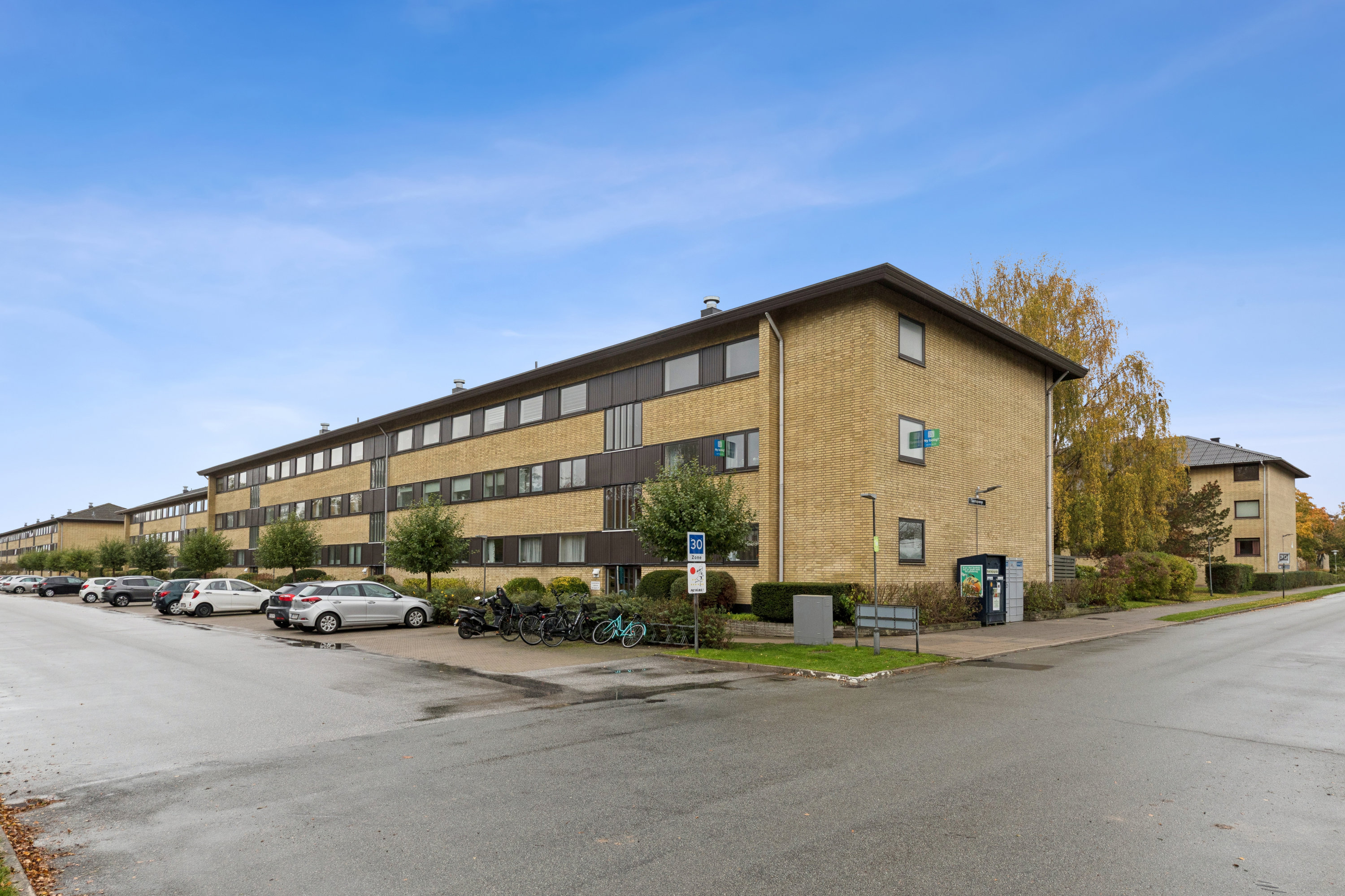 Fremhævet andet billede i fuldskærmstilstand. Billede af Taastrup Vænge 31, 1. 4., 2630 Taastrup