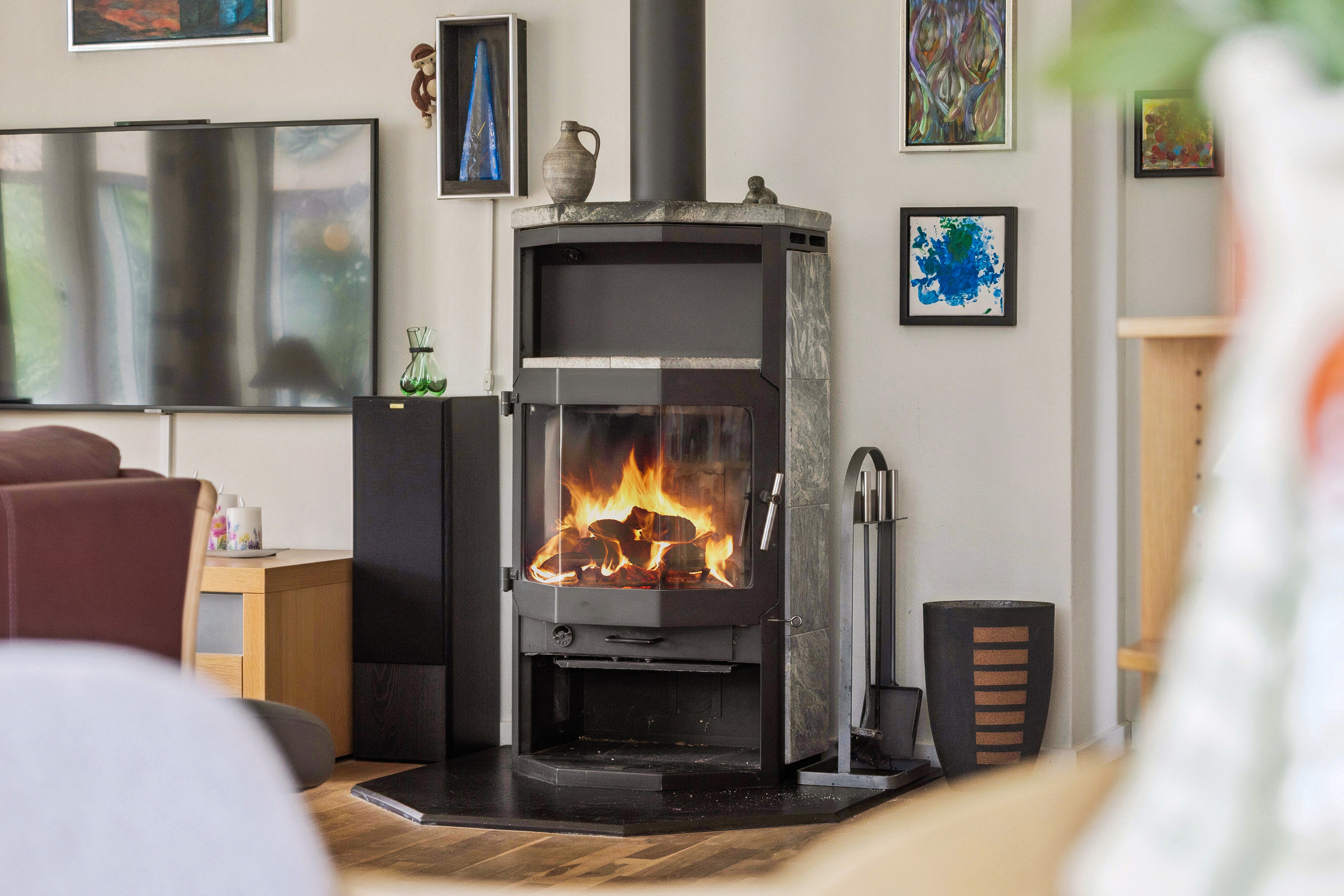 Fremhævet pejsestue billede i fuldskærmstilstand. Billede af Sørby Parkvej 47, Sørbymagle, 4200 Slagelse