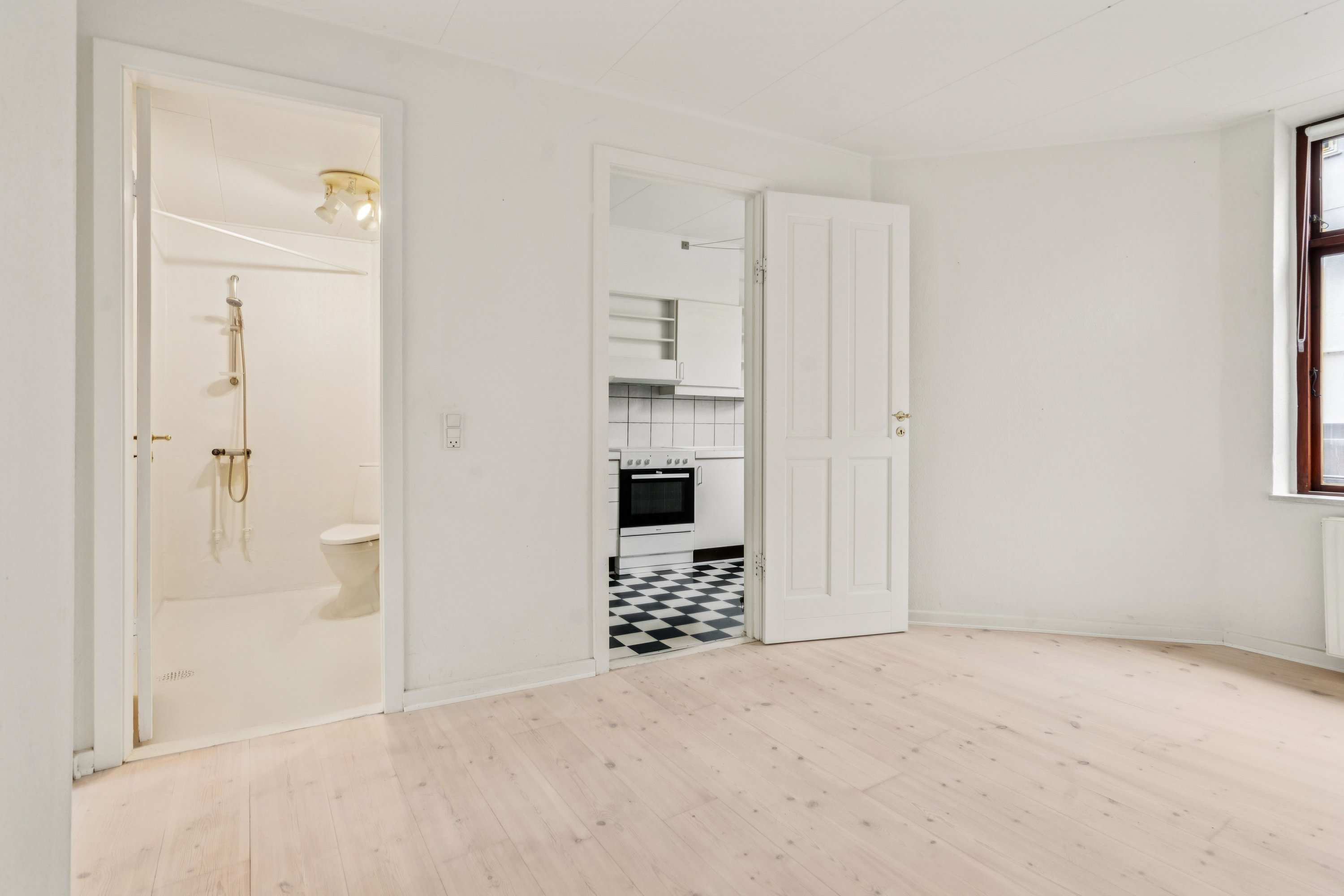 Fremhævet værelse billede i fuldskærmstilstand. Billede af Vestergrave 11A, st., 8900 Randers C