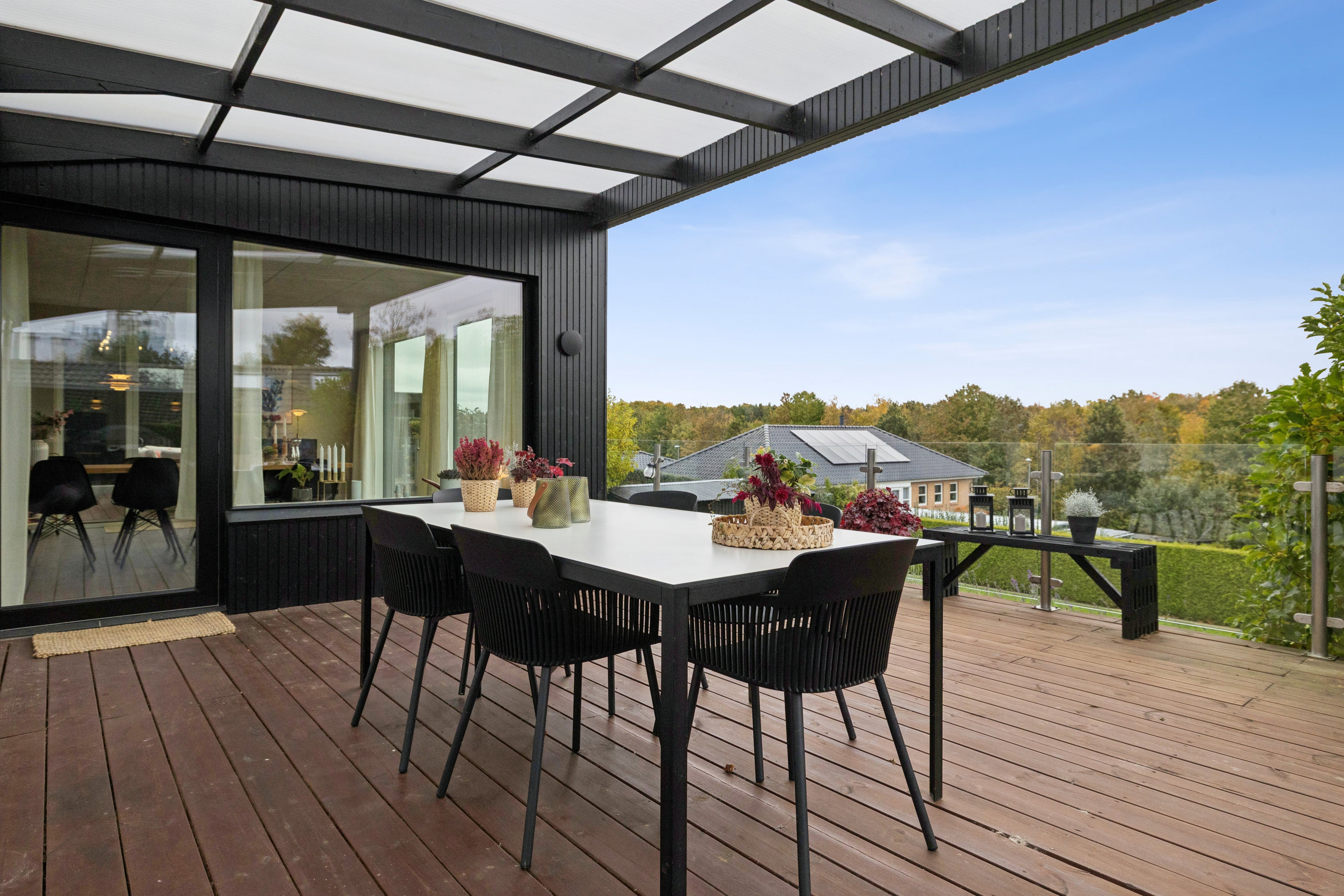 Fremhævet terrasse billede i fuldskærmstilstand. Billede af Kirkehøjvej 7, Ø Tørslev, 8983 Gjerlev J