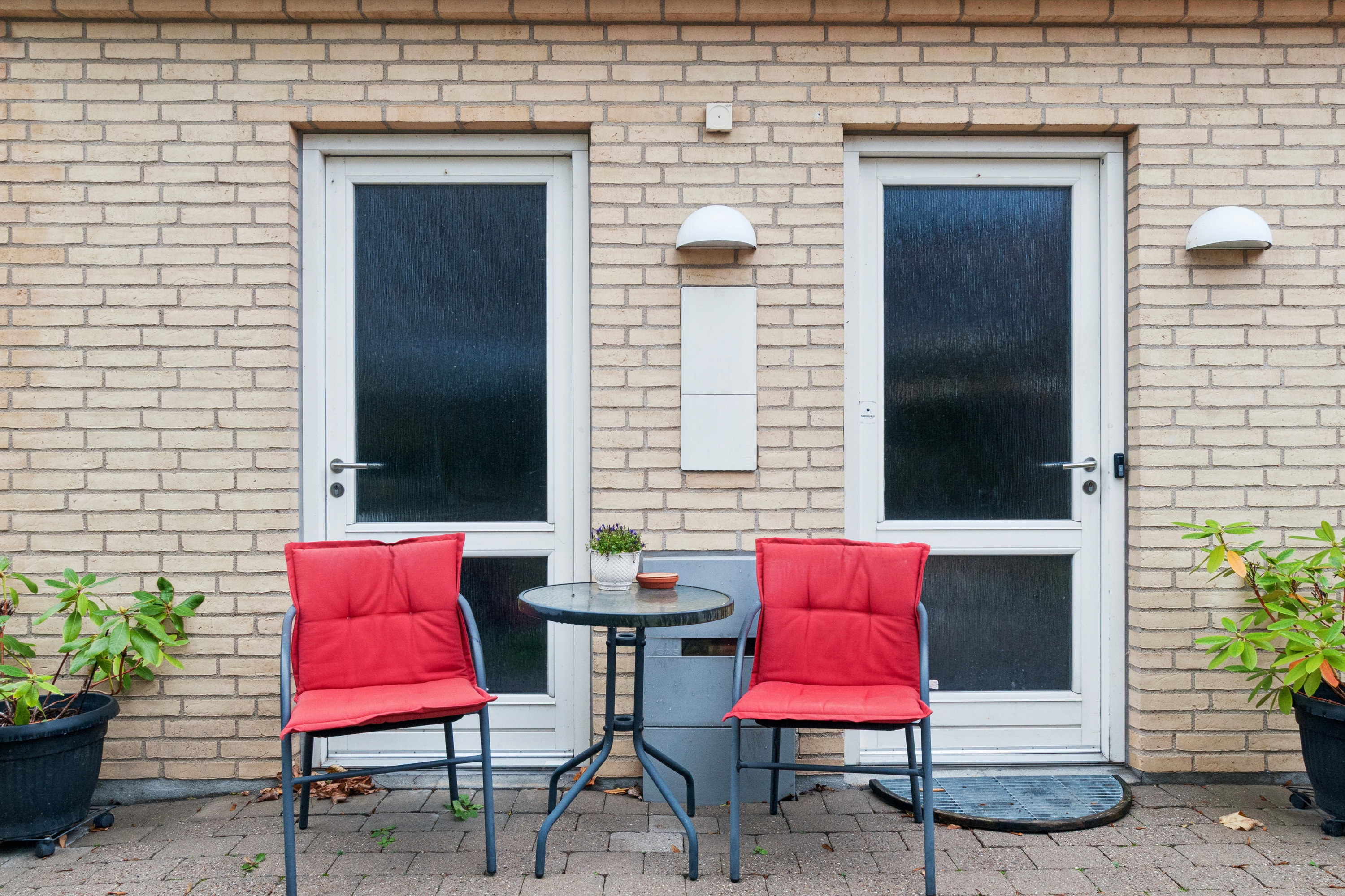 Fremhævet terrasse billede i fuldskærmstilstand. Billede af Løjtegårdshaven 6, 2770 Kastrup