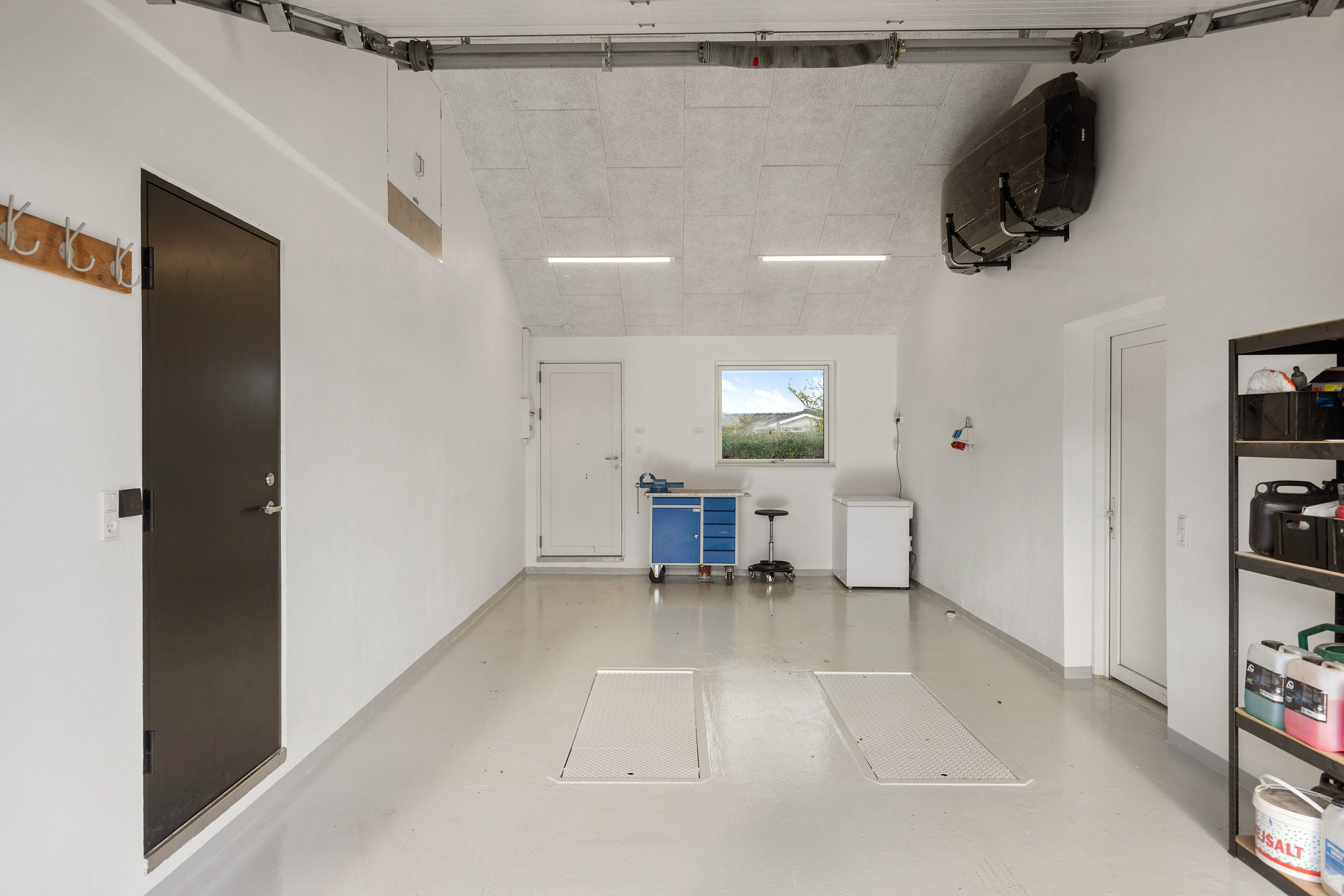 Fremhævet garage billede i fuldskærmstilstand. Billede af Birkelsevej 16, 9440 Aabybro