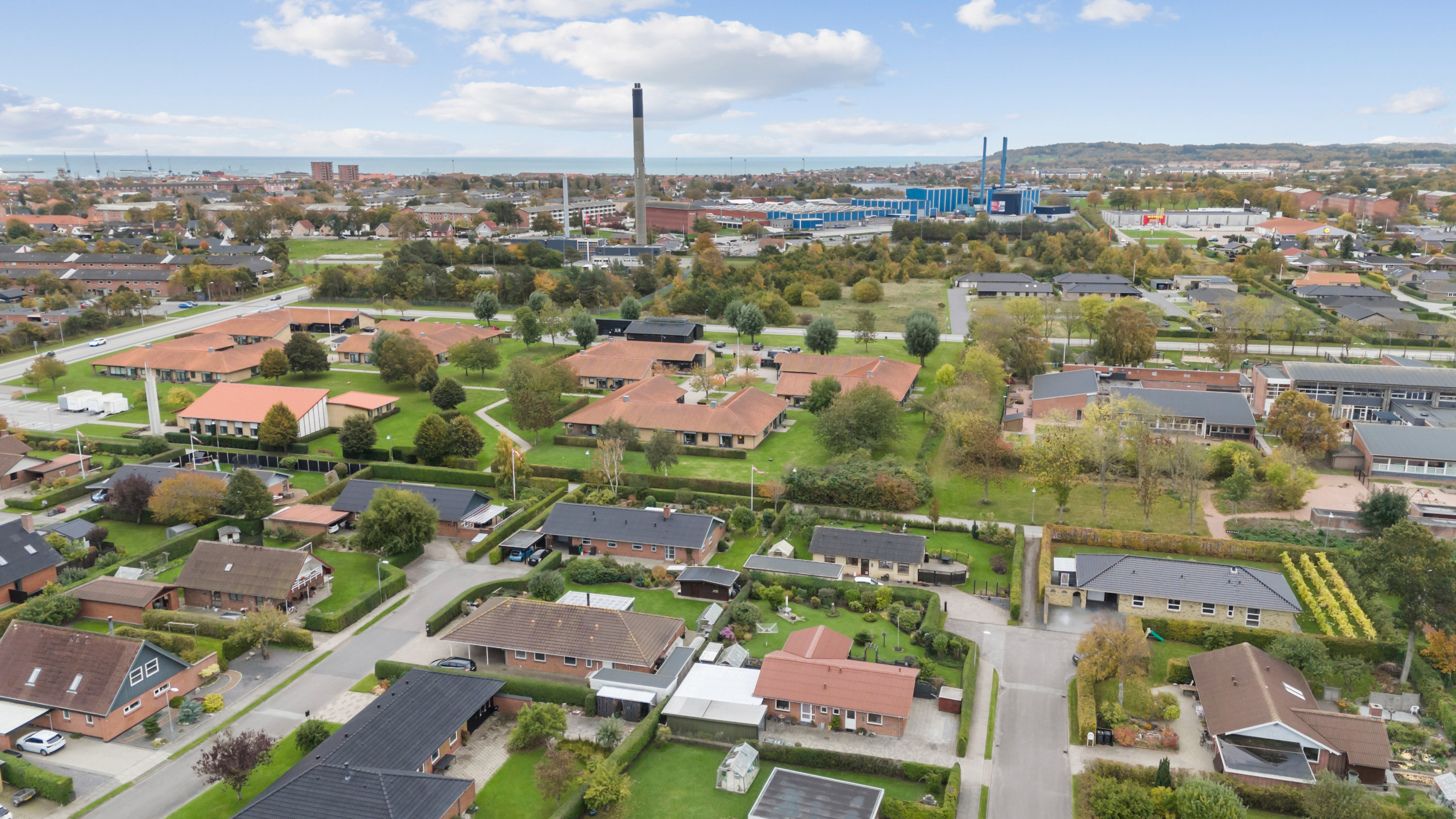 Fremhævet luftfoto billede i fuldskærmstilstand. Billede af Allingevej 5, 9900 Frederikshavn