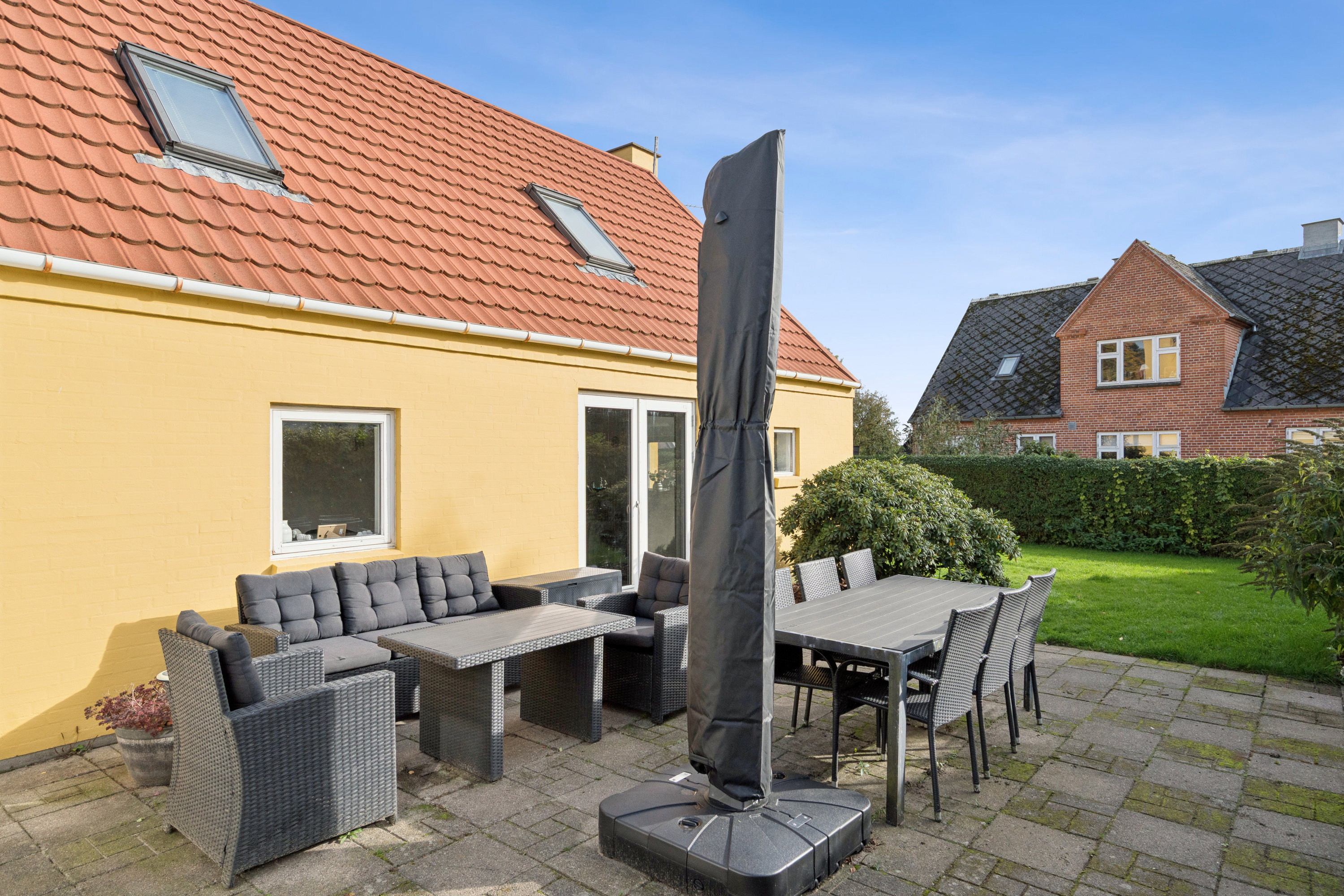 Fremhævet terrasse billede i fuldskærmstilstand. Billede af Kalvehaven 4, Albæk, 8930 Randers NØ