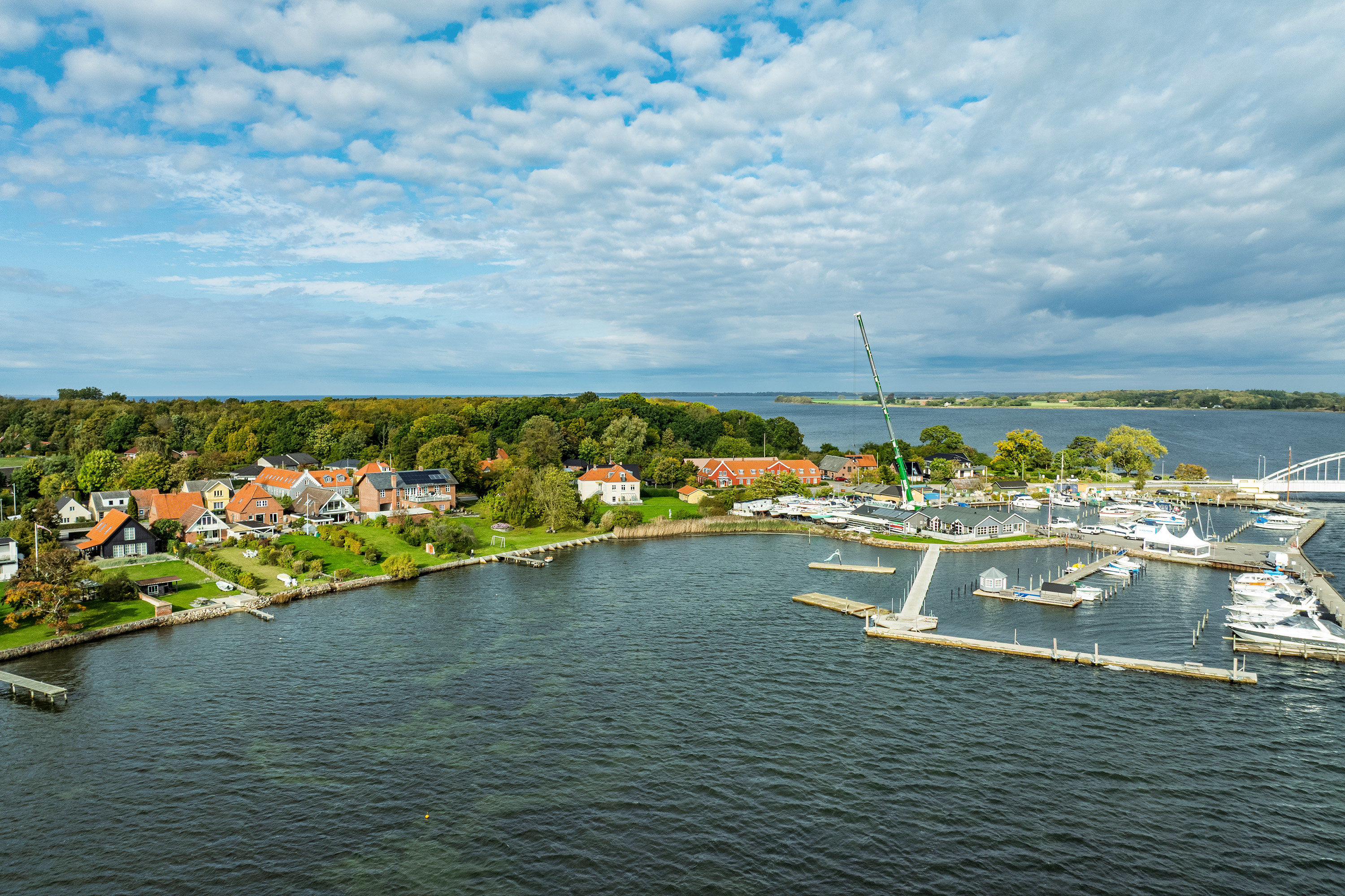 Fremhævet luftfoto billede i fuldskærmstilstand. Billede af Guldborgvej 334, Guldborg, 4862 Guldborg