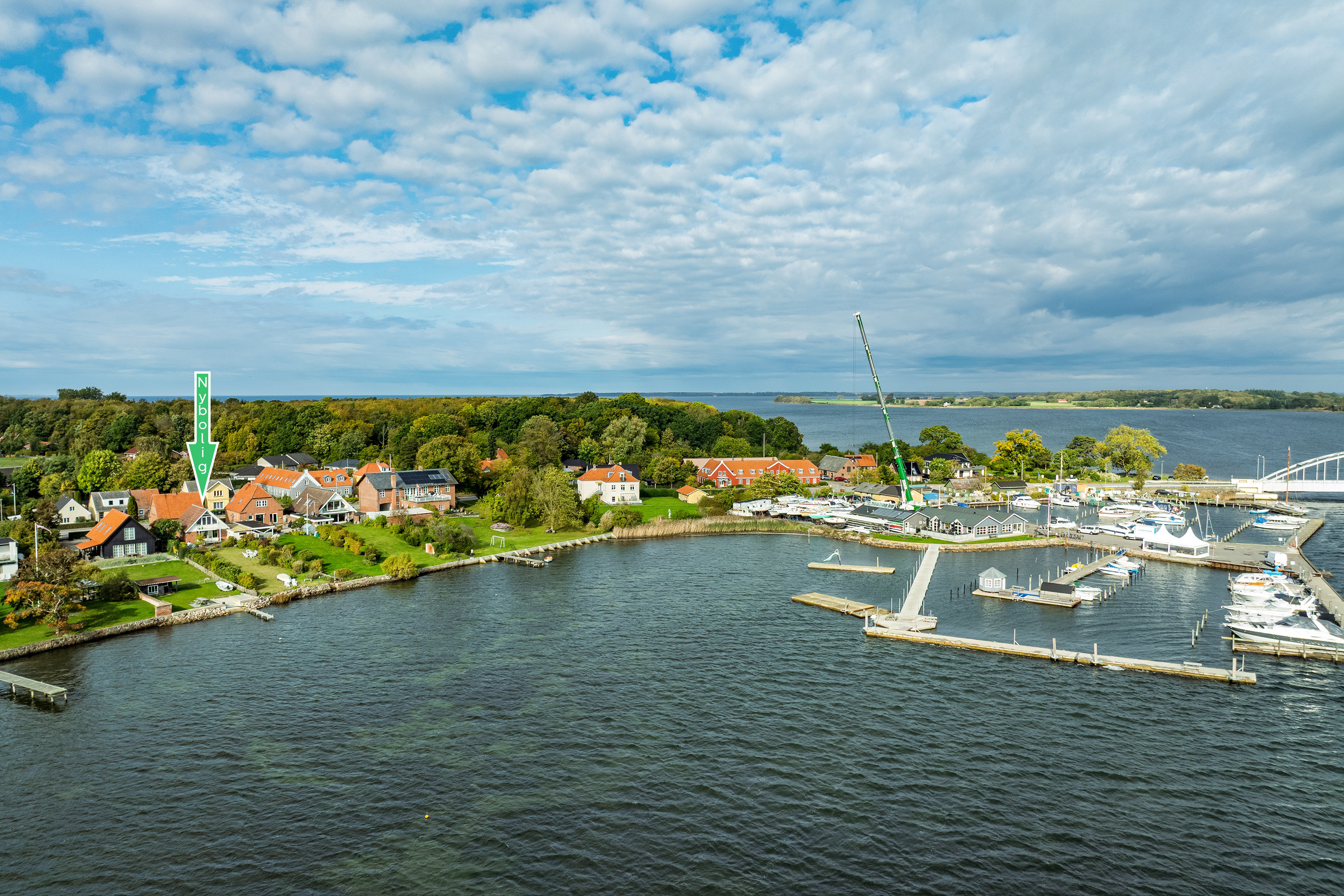 Fremhævet luftfoto billede i fuldskærmstilstand. Billede af Guldborgvej 334, Guldborg, 4862 Guldborg
