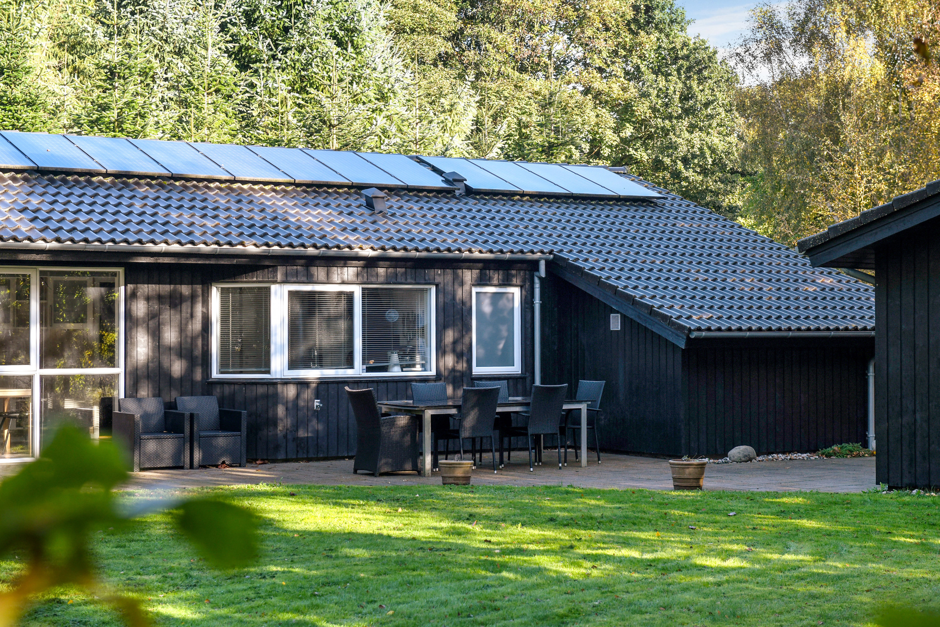 Fremhævet terrasse billede i fuldskærmstilstand. Billede af Egelunden 1, Jegum, 6840 Oksbøl