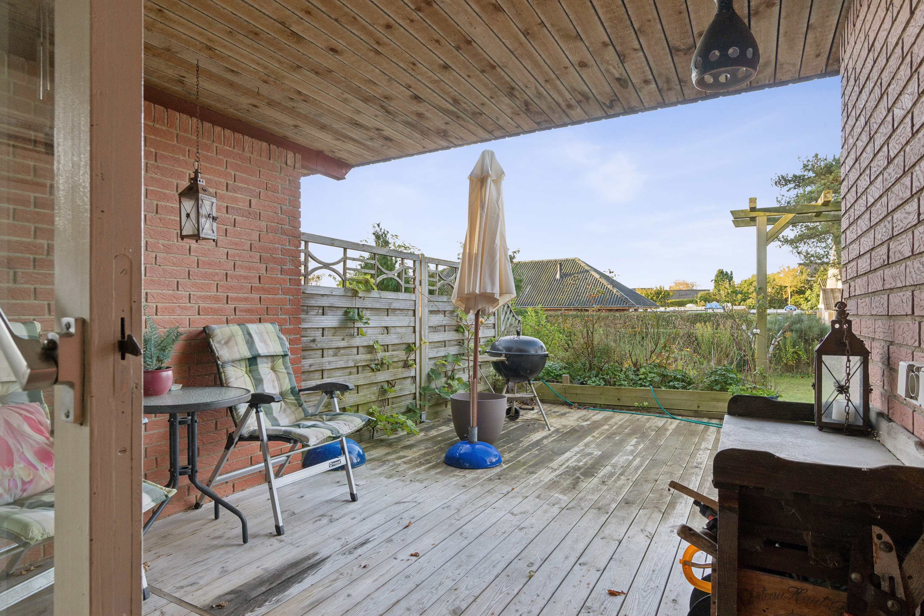 Fremhævet terrasse billede i fuldskærmstilstand. Billede af Lyngknuden 14, 4400 Kalundborg