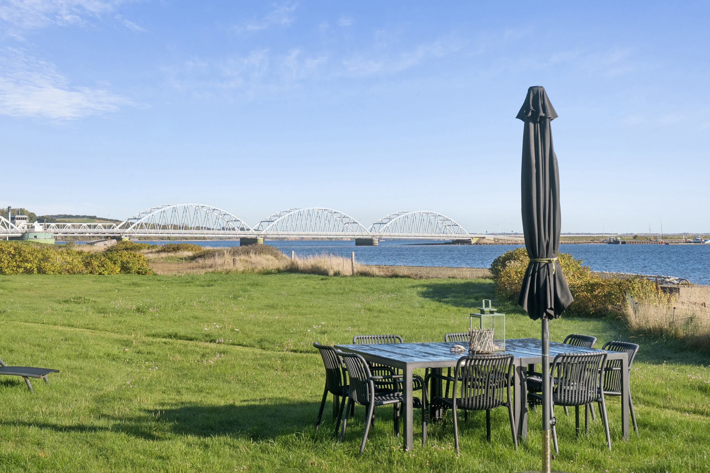 Fremhævet terrasse billede i fuldskærmstilstand. Billede af Skyumvej 27, Vilsund, 7700 Thisted