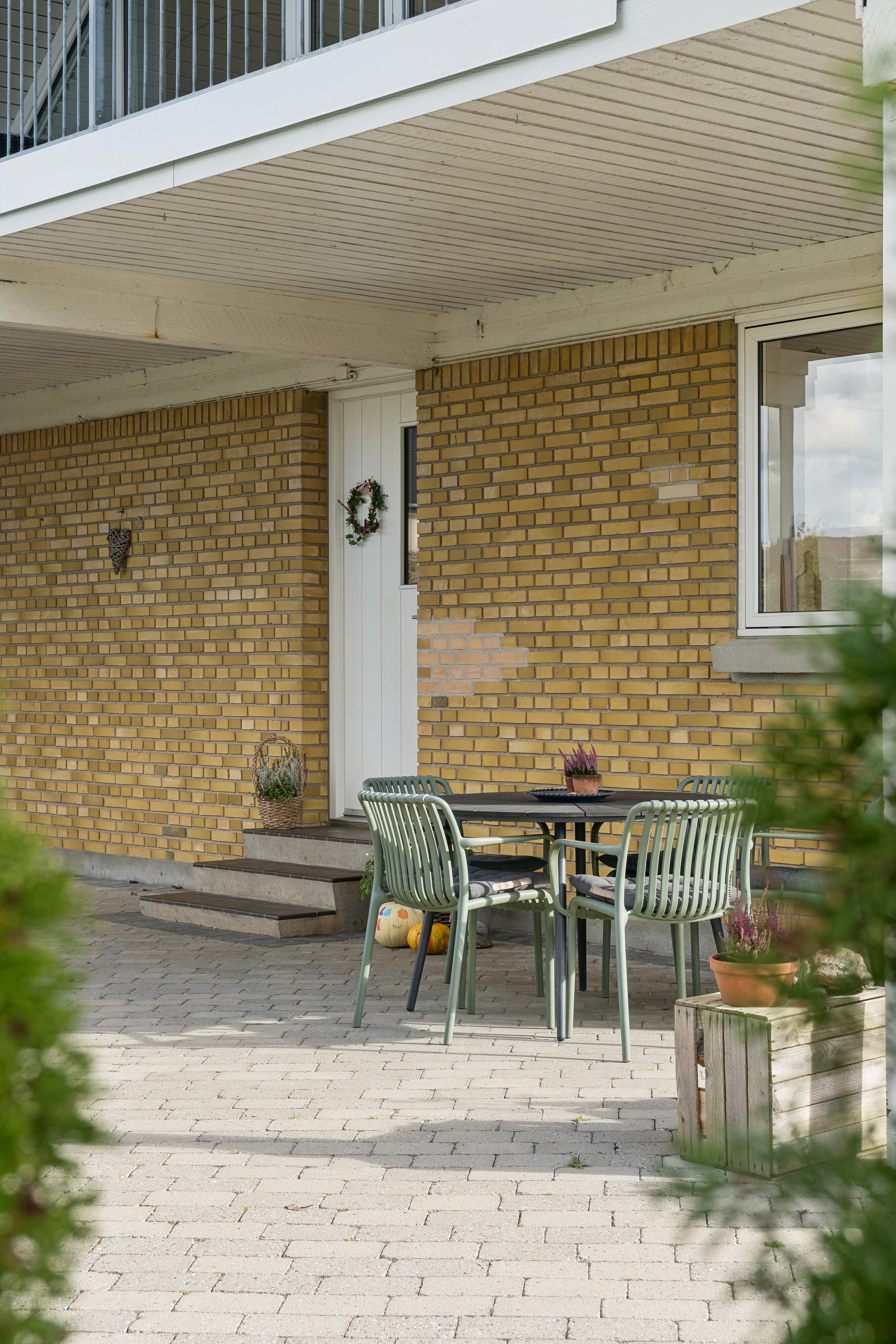 Fremhævet terrasse billede i fuldskærmstilstand. Billede af Helgenæsvej 54, 4700 Næstved