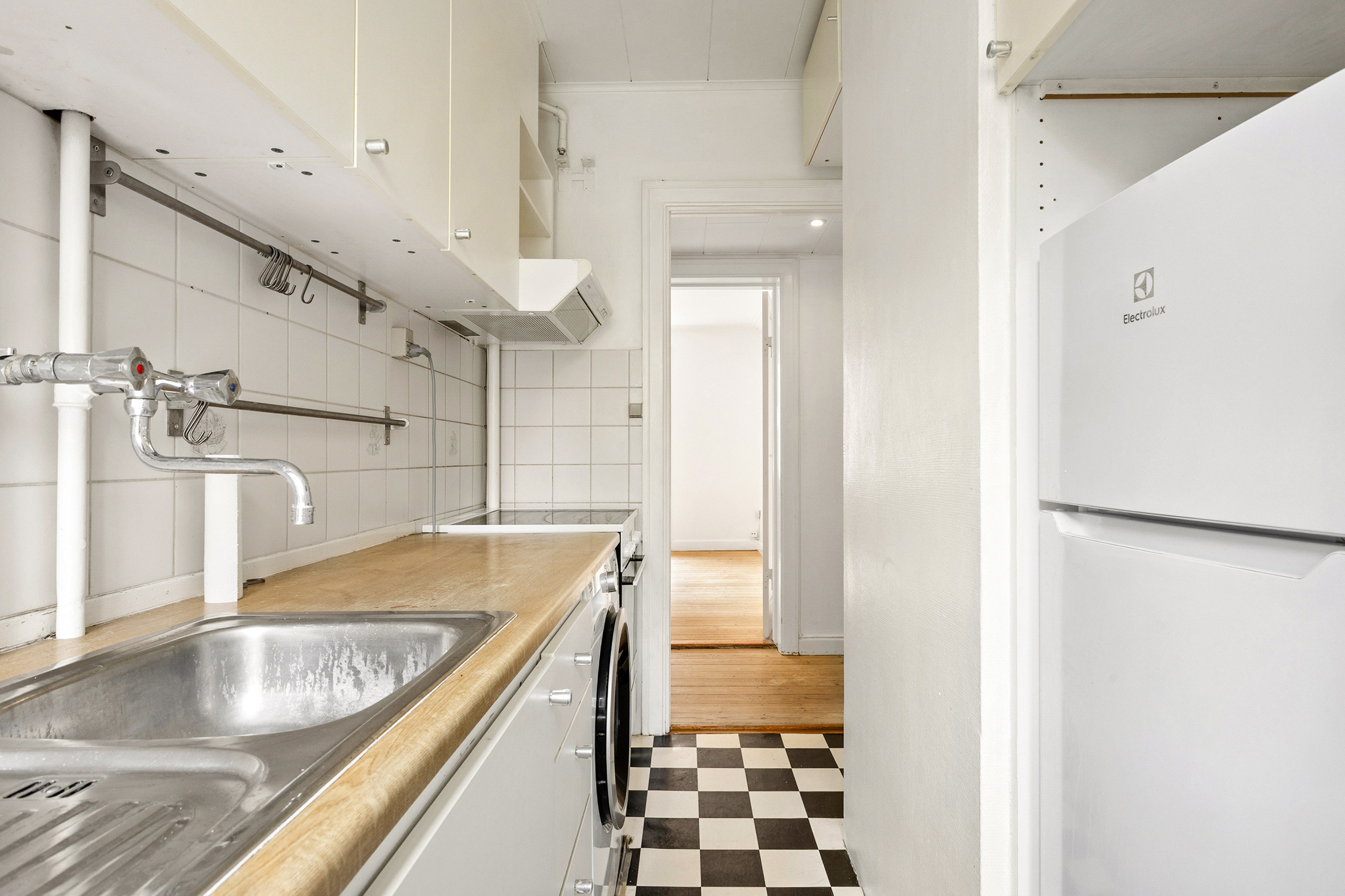 Fremhævet køkken billede i fuldskærmstilstand. Billede af Ordrup Jagtvej 42D, st. th., 2920 Charlottenlund