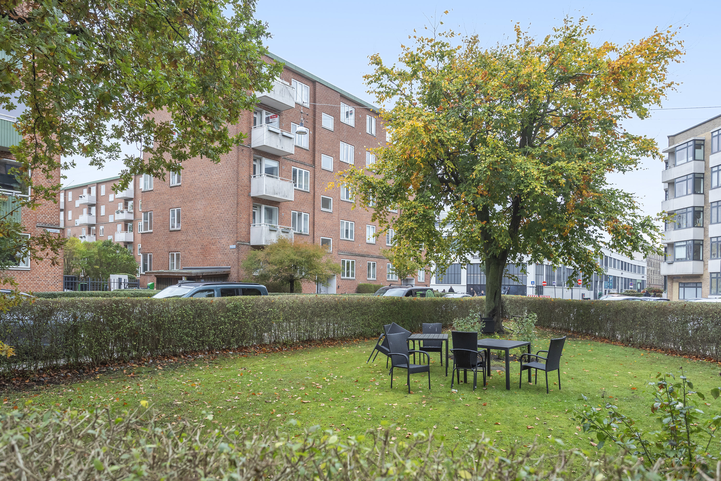 Fremhævet gårdmiljø billede i fuldskærmstilstand. Billede af Ålandsgade 18, st. mf., 2300 København S