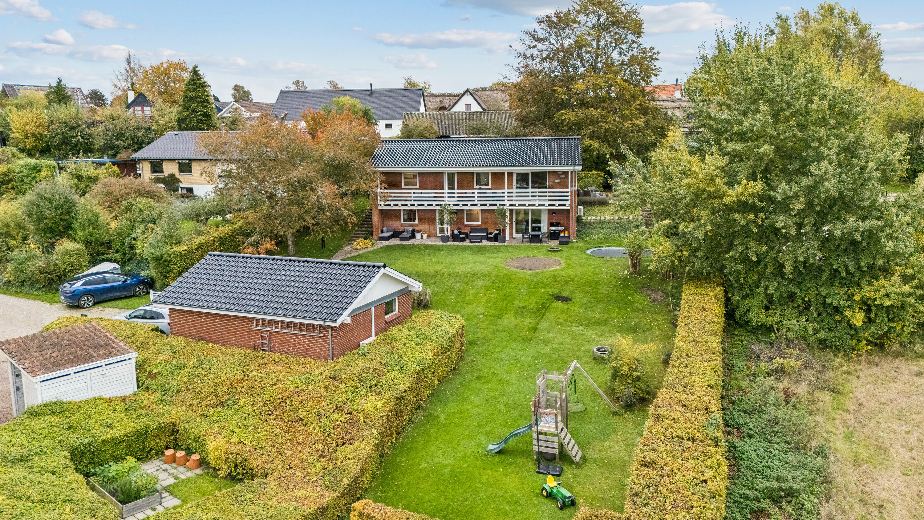 Fremhævet set fra haven billede i fuldskærmstilstand. Billede af Englerup Gade 27A, Englerup, 4060 Kirke Såby
