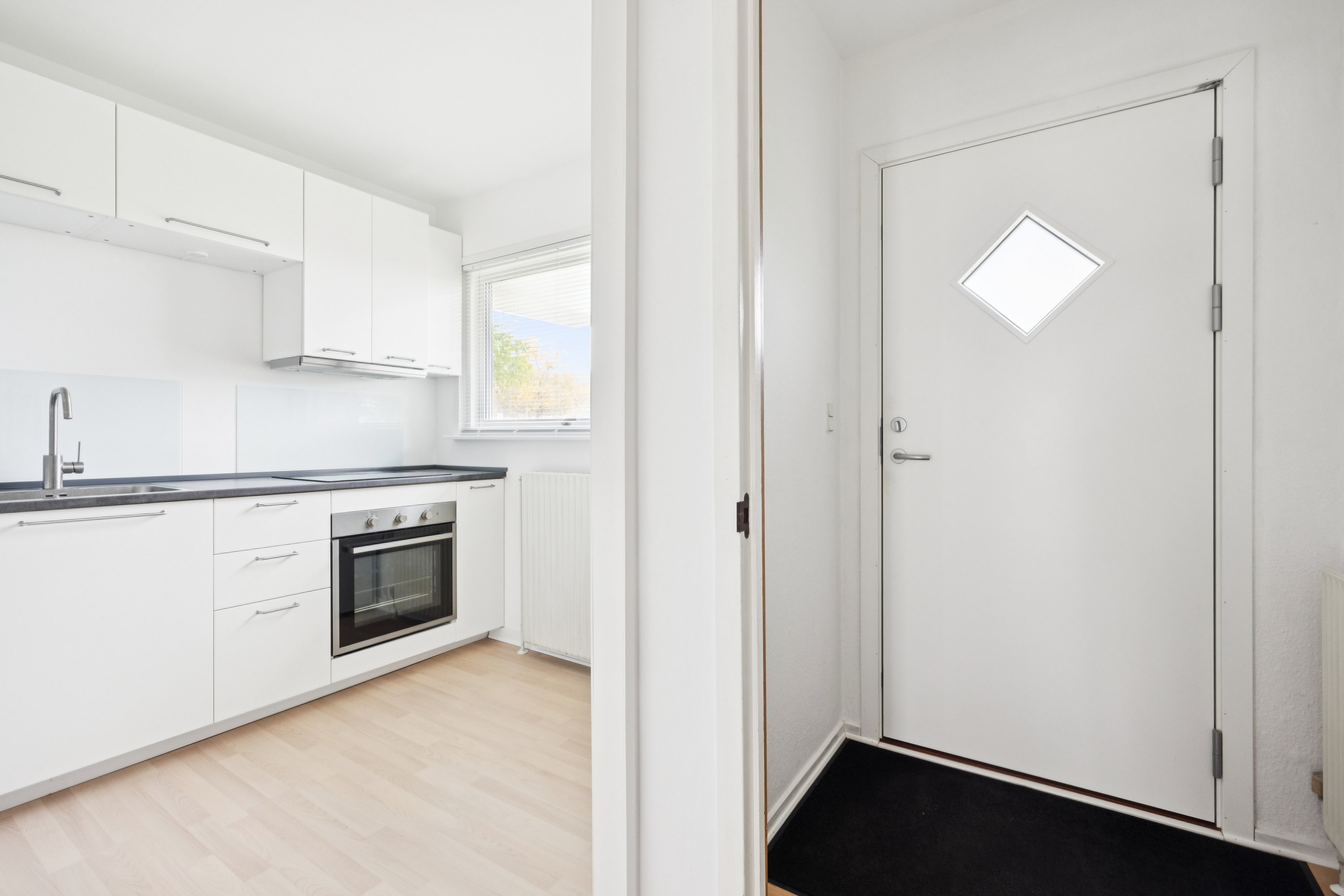 Fremhævet køkken billede i fuldskærmstilstand. Billede af Arkildsdal 52, st., 9400 Nørresundby