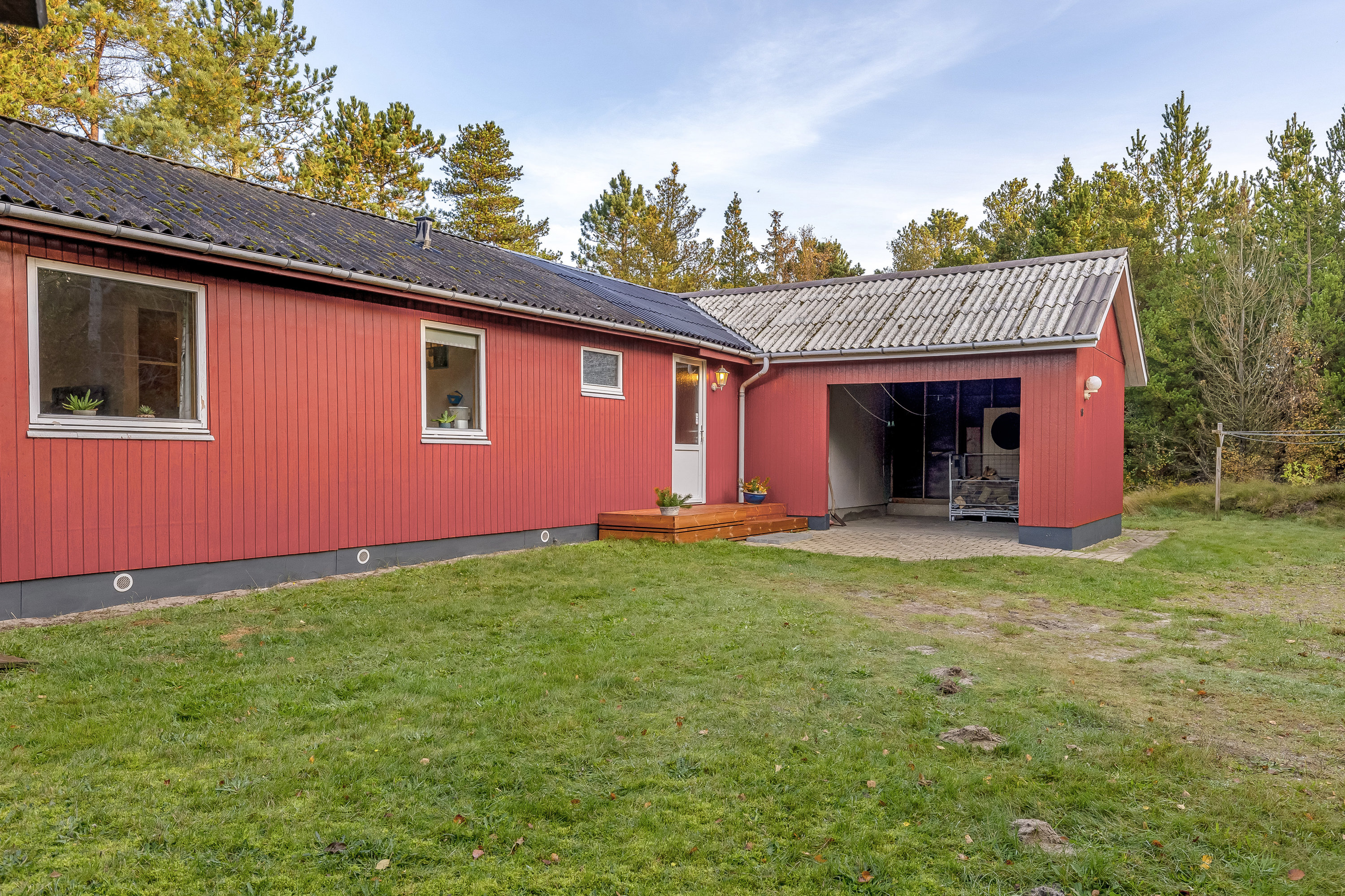Fremhævet facade billede i fuldskærmstilstand. Billede af Godthåbsvej 18, Kongsmark, 6792 Rømø