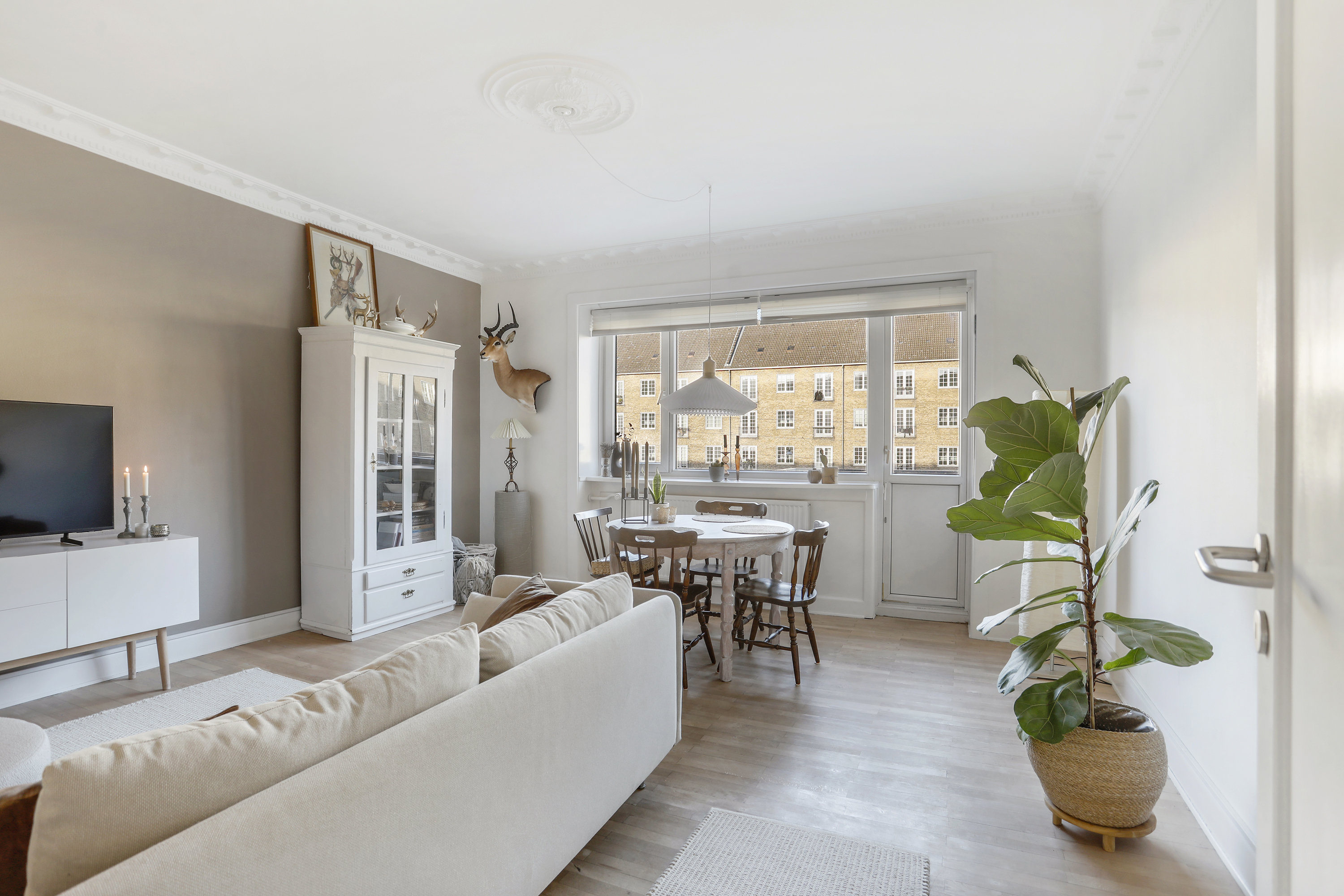 Fremhævet  billede i fuldskærmstilstand. Billede af Dalføret 5, 2. th., 2300 København S