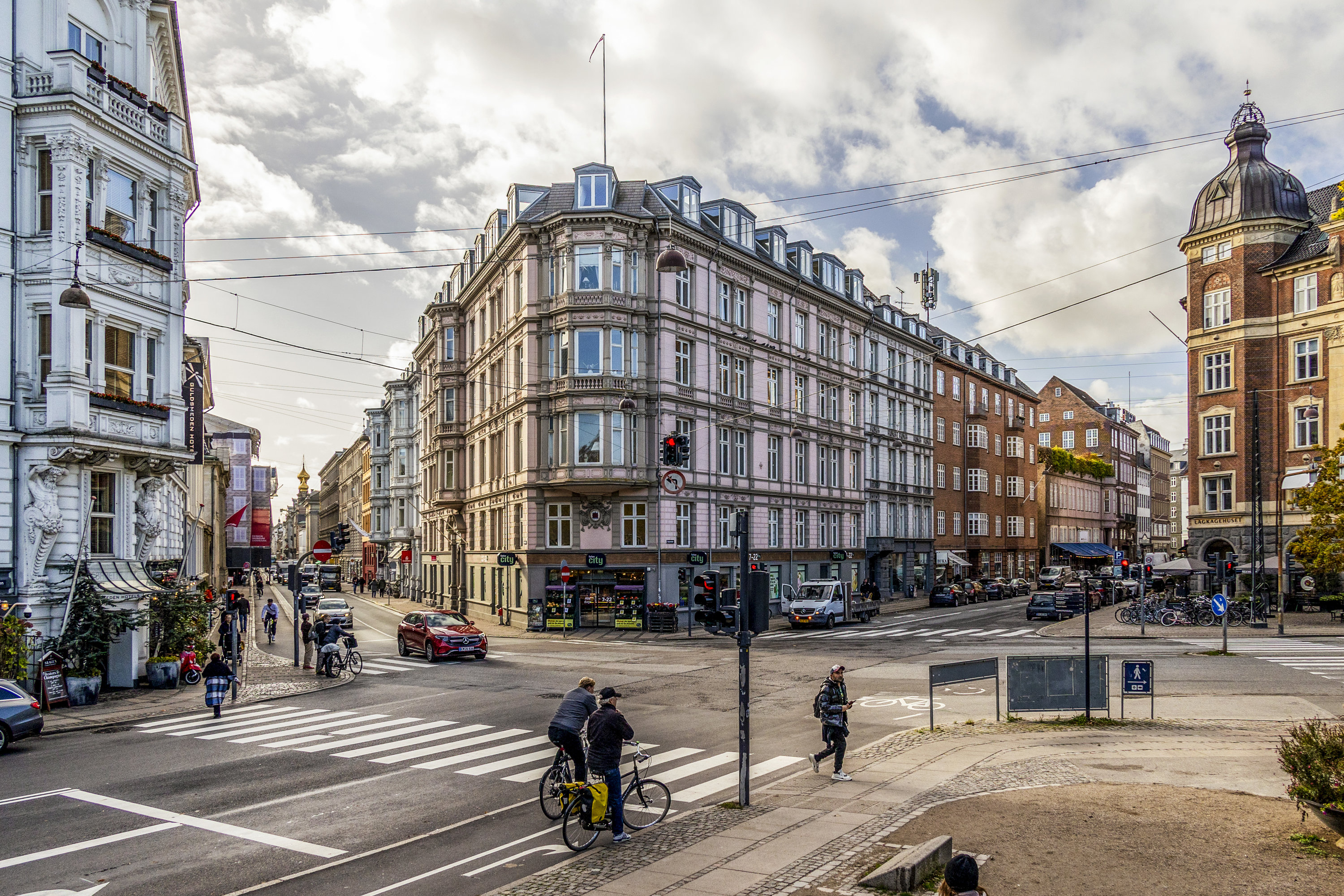 Fremhævet  billede i fuldskærmstilstand. Billede af Fredericiagade 16, 2. tv., 1310 København K