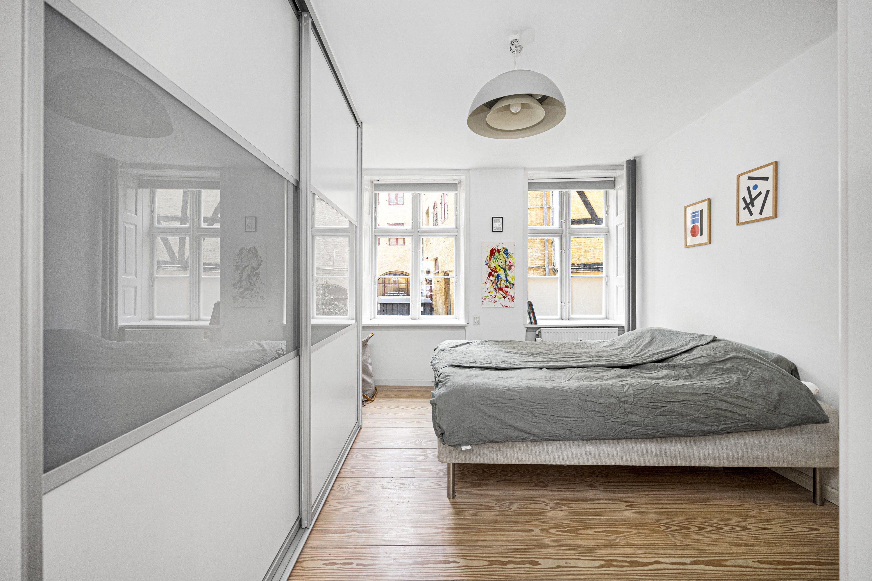 Fremhævet  billede i fuldskærmstilstand. Billede af Rosenborggade 9, st., 1130 København K