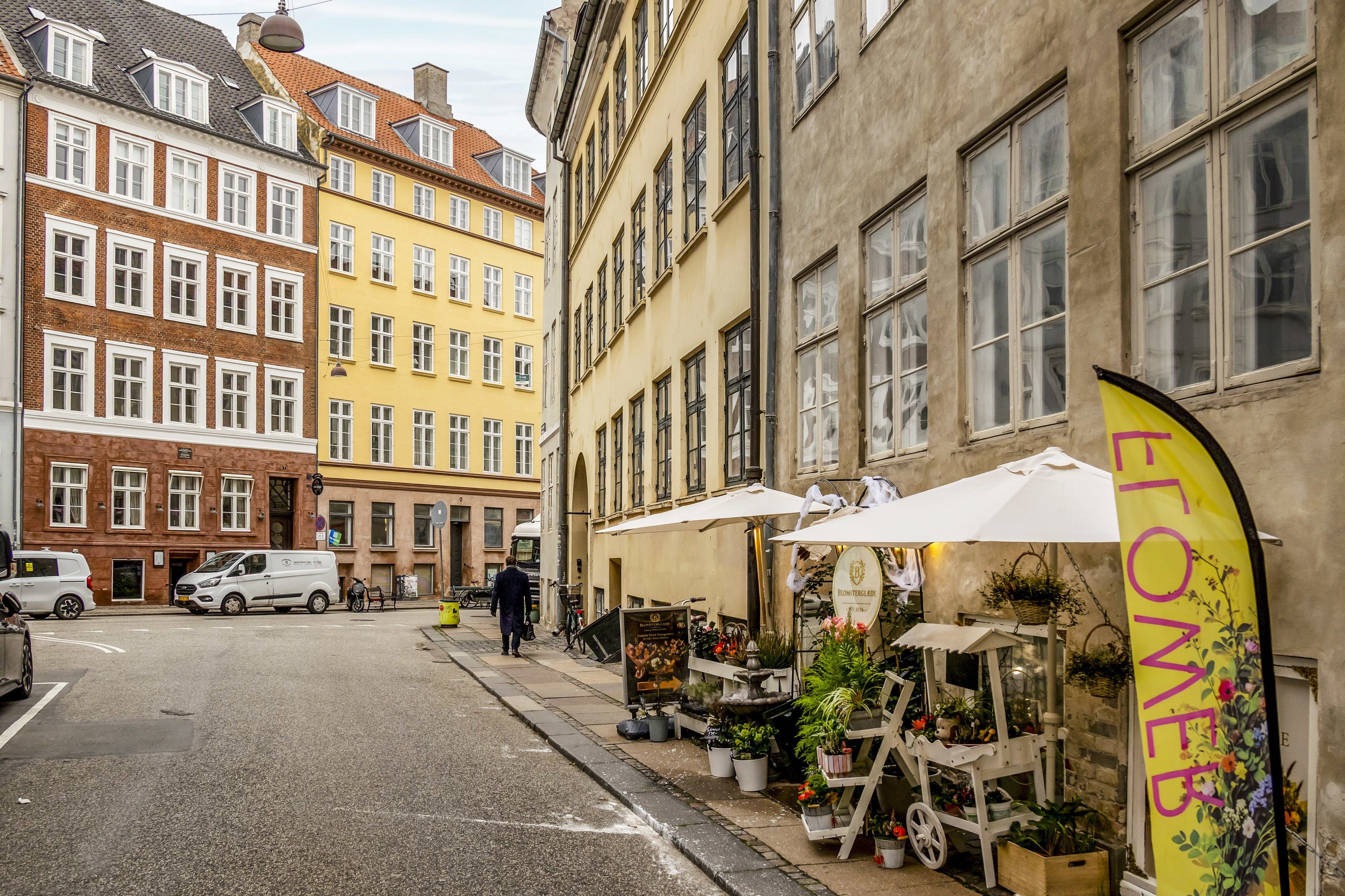Fremhævet  billede i fuldskærmstilstand. Billede af Rosenborggade 9, st., 1130 København K