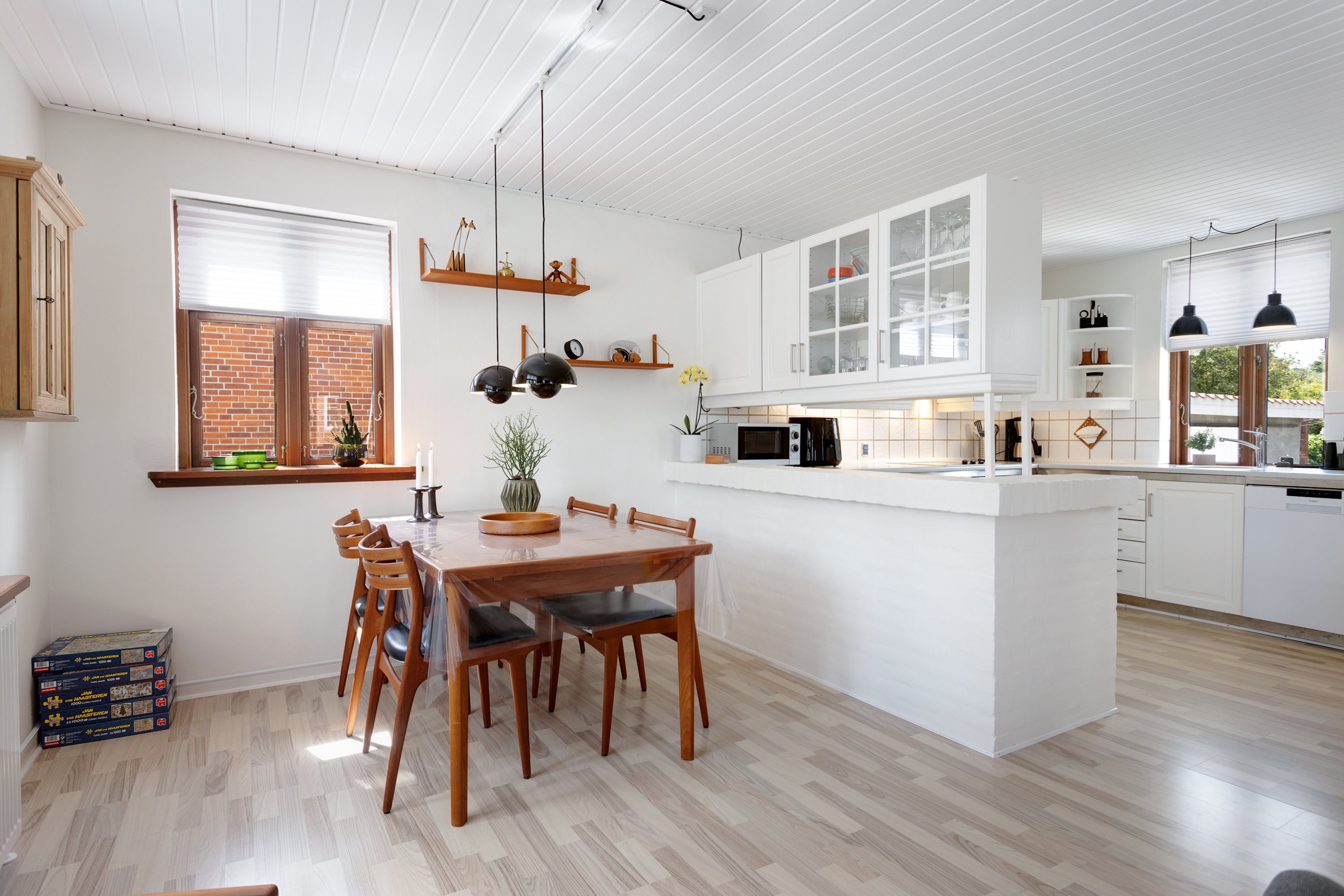 Fremhævet køkken alrum billede i fuldskærmstilstand. Billede af Elmevej 52, 9900 Frederikshavn