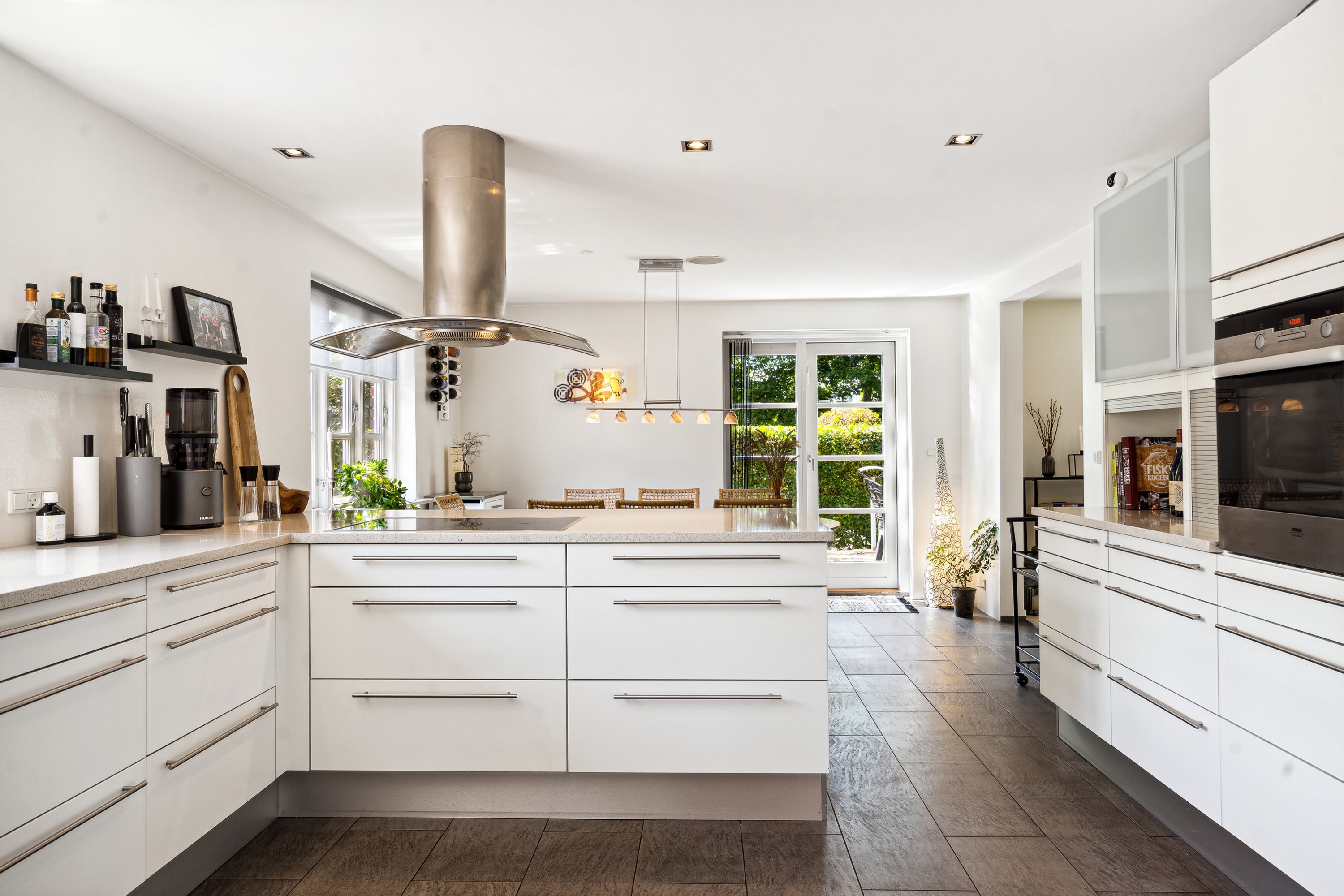 Fremhævet køkken alrum billede i fuldskærmstilstand. Billede af Hæstvej 55, 8380 Trige