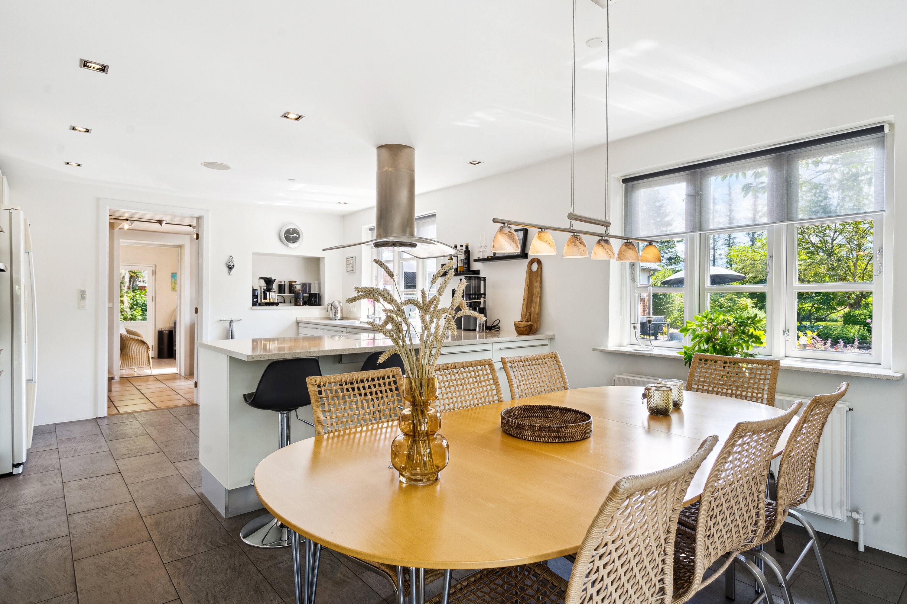 Fremhævet køkken alrum billede i fuldskærmstilstand. Billede af Hæstvej 55, 8380 Trige