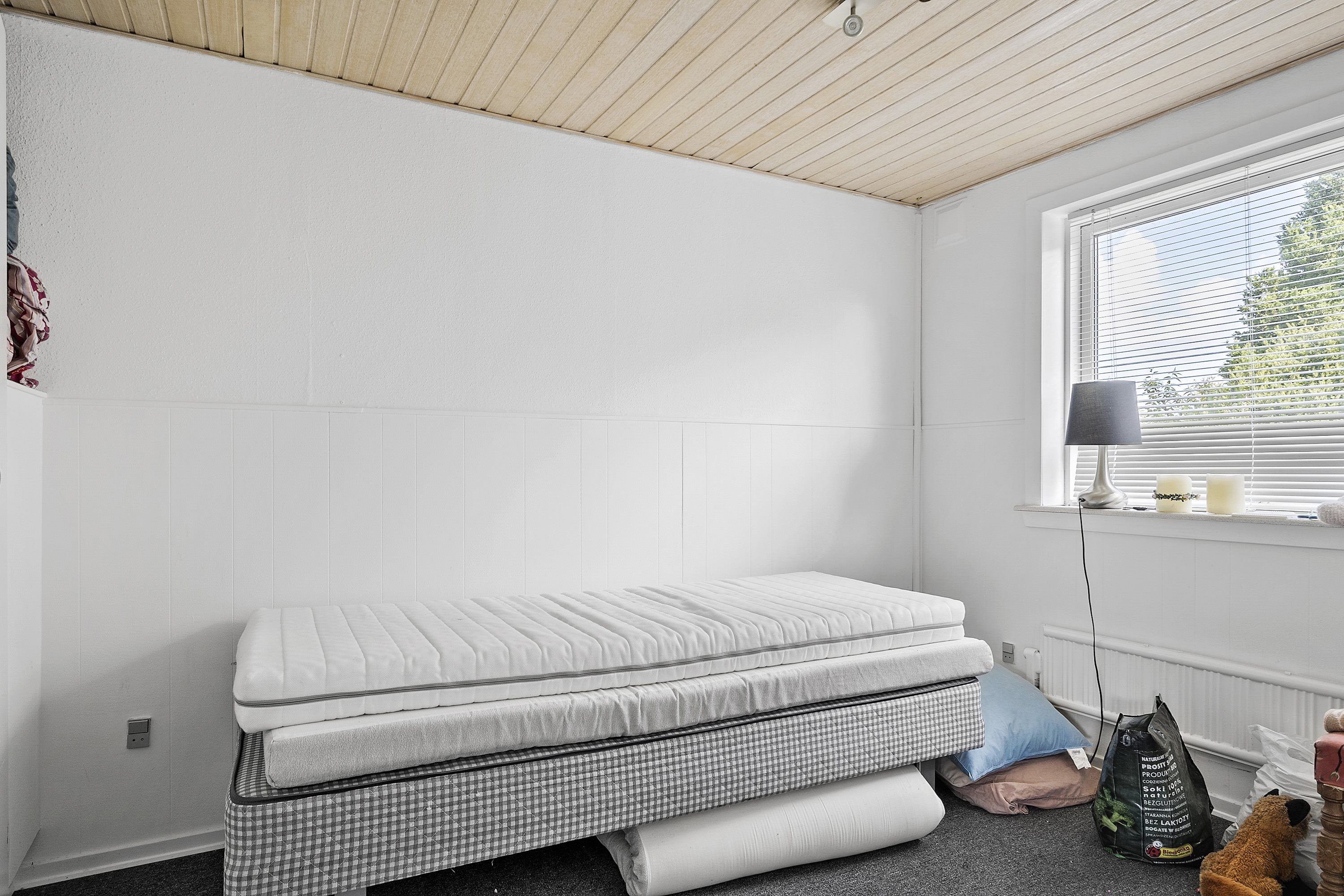 Fremhævet soveværelse billede i fuldskærmstilstand. Billede af Sandagervej 14, 6682 Hovborg