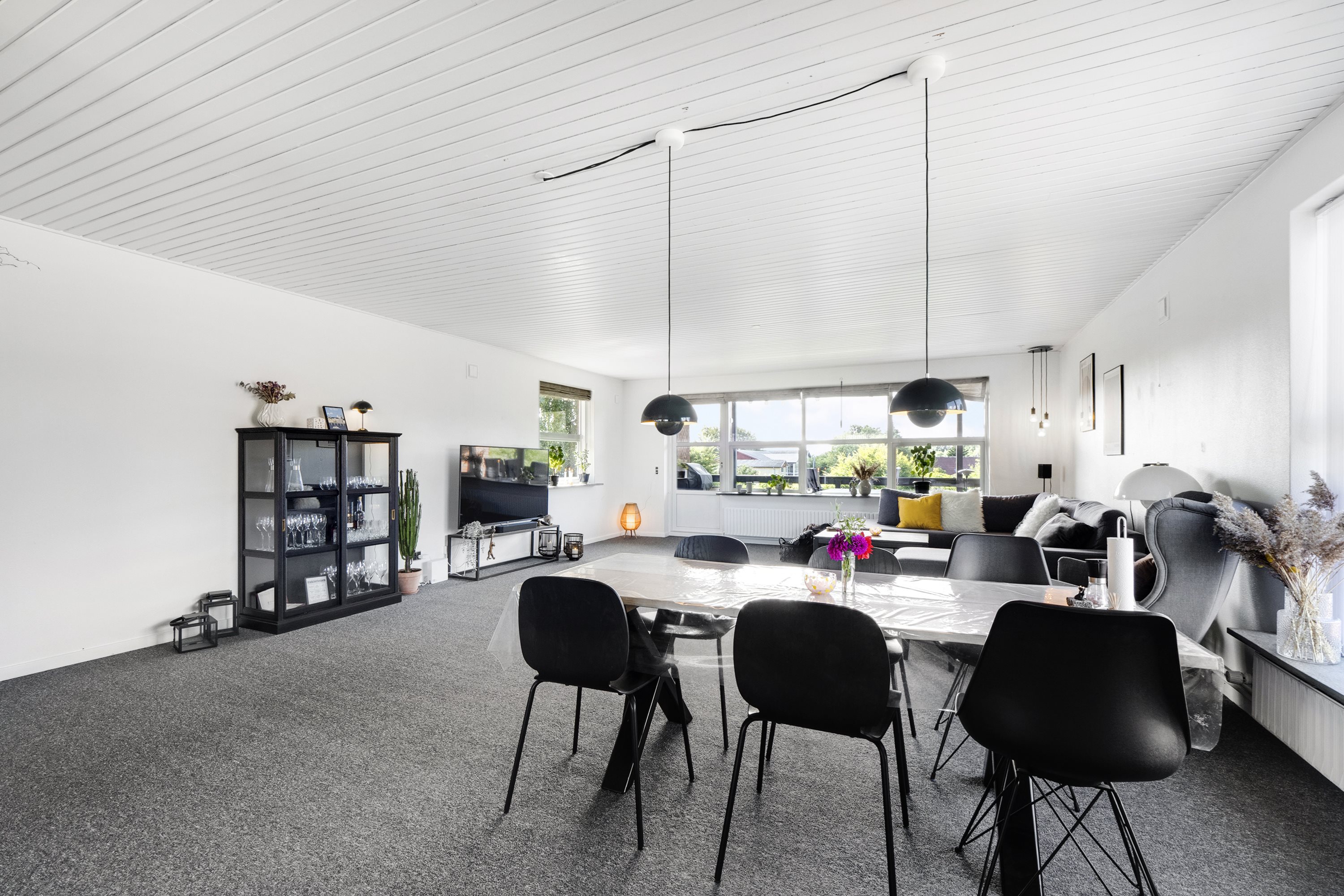 Fremhævet stue billede i fuldskærmstilstand. Billede af Præstbrovej 355, Øster Jølby, 7950 Erslev