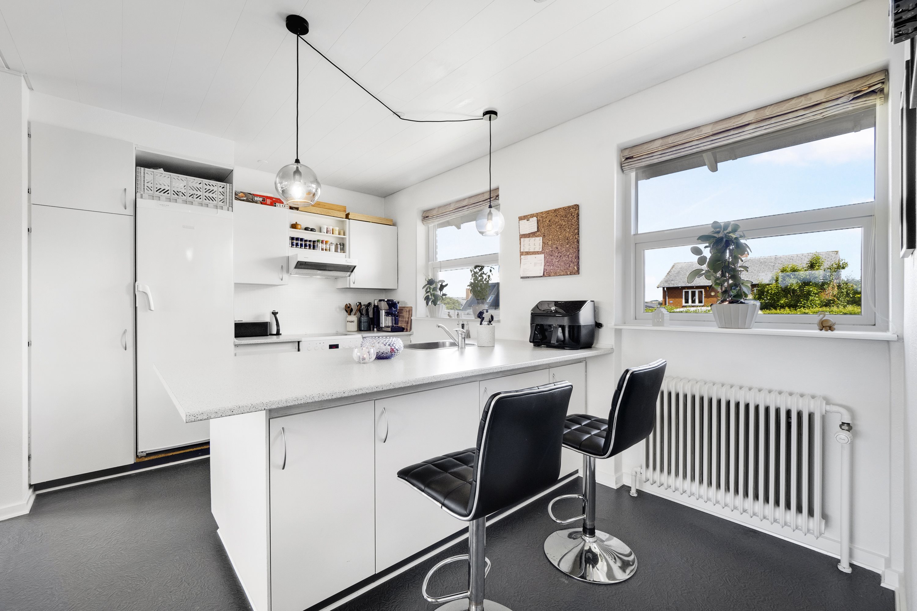 Fremhævet køkken billede i fuldskærmstilstand. Billede af Præstbrovej 355, Øster Jølby, 7950 Erslev