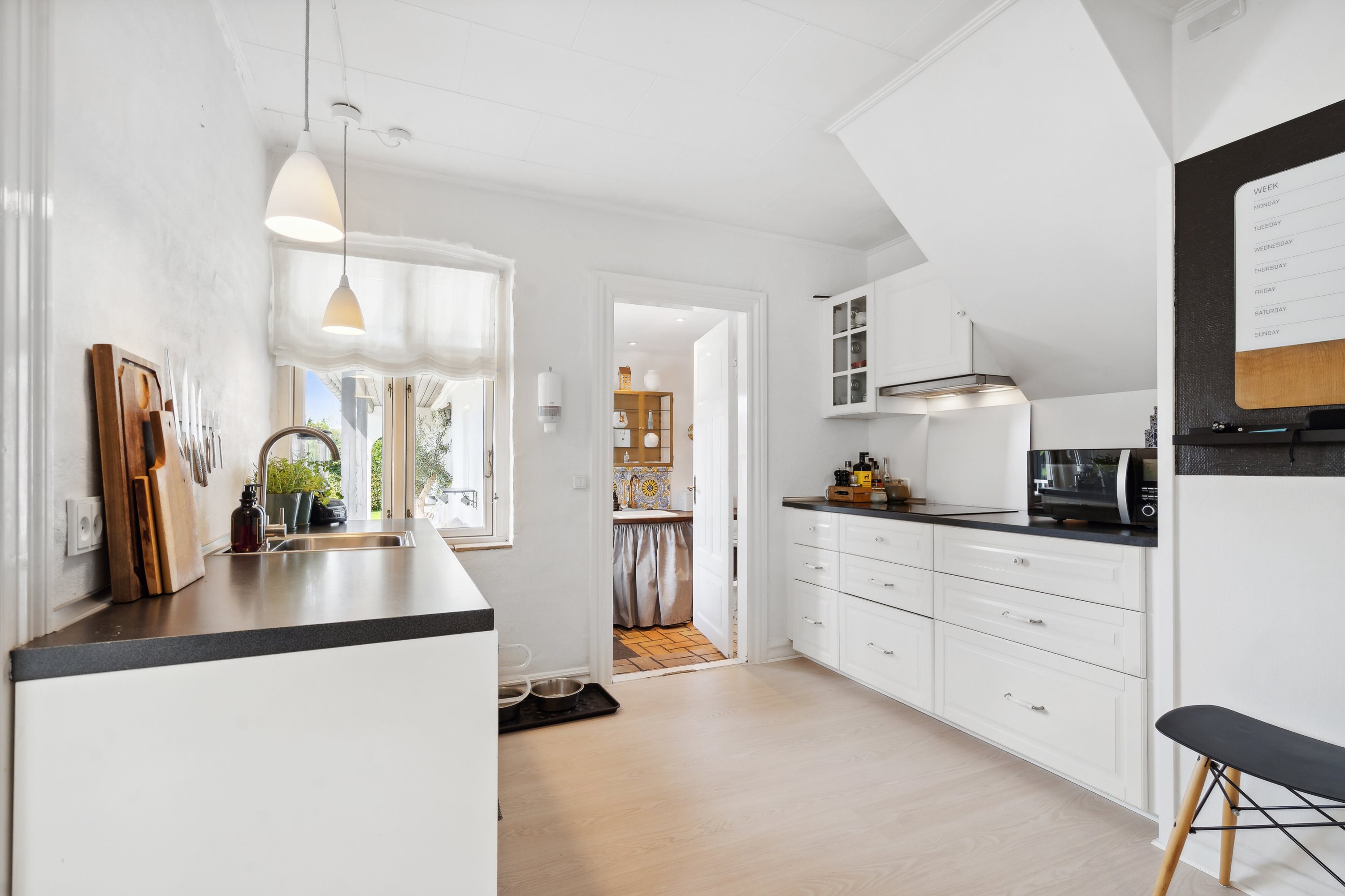 Fremhævet køkken billede i fuldskærmstilstand. Billede af Søndervej 12, Brobyværk, 5672 Broby