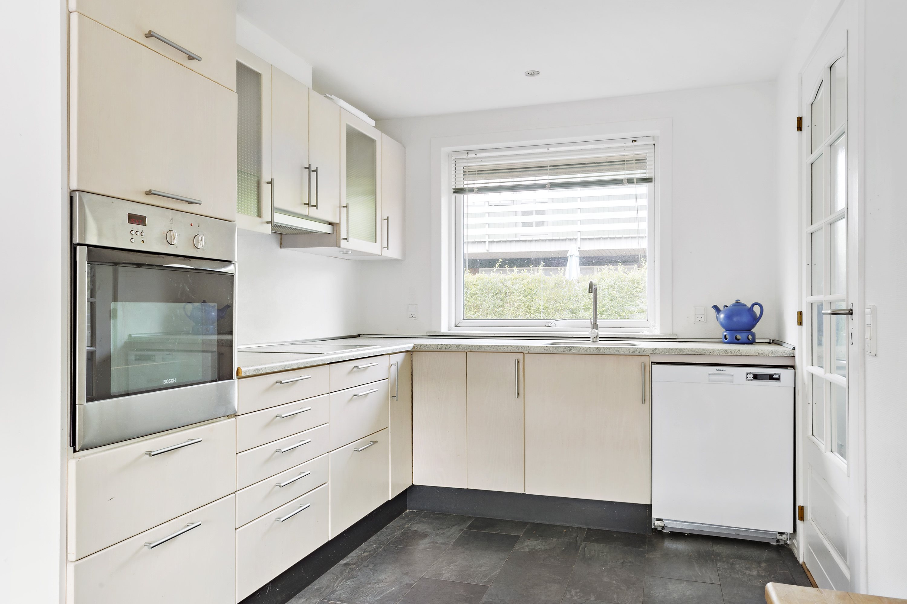 Miniaturebillede 2: køkken. Billede af Sandagervej 14, 6682 Hovborg