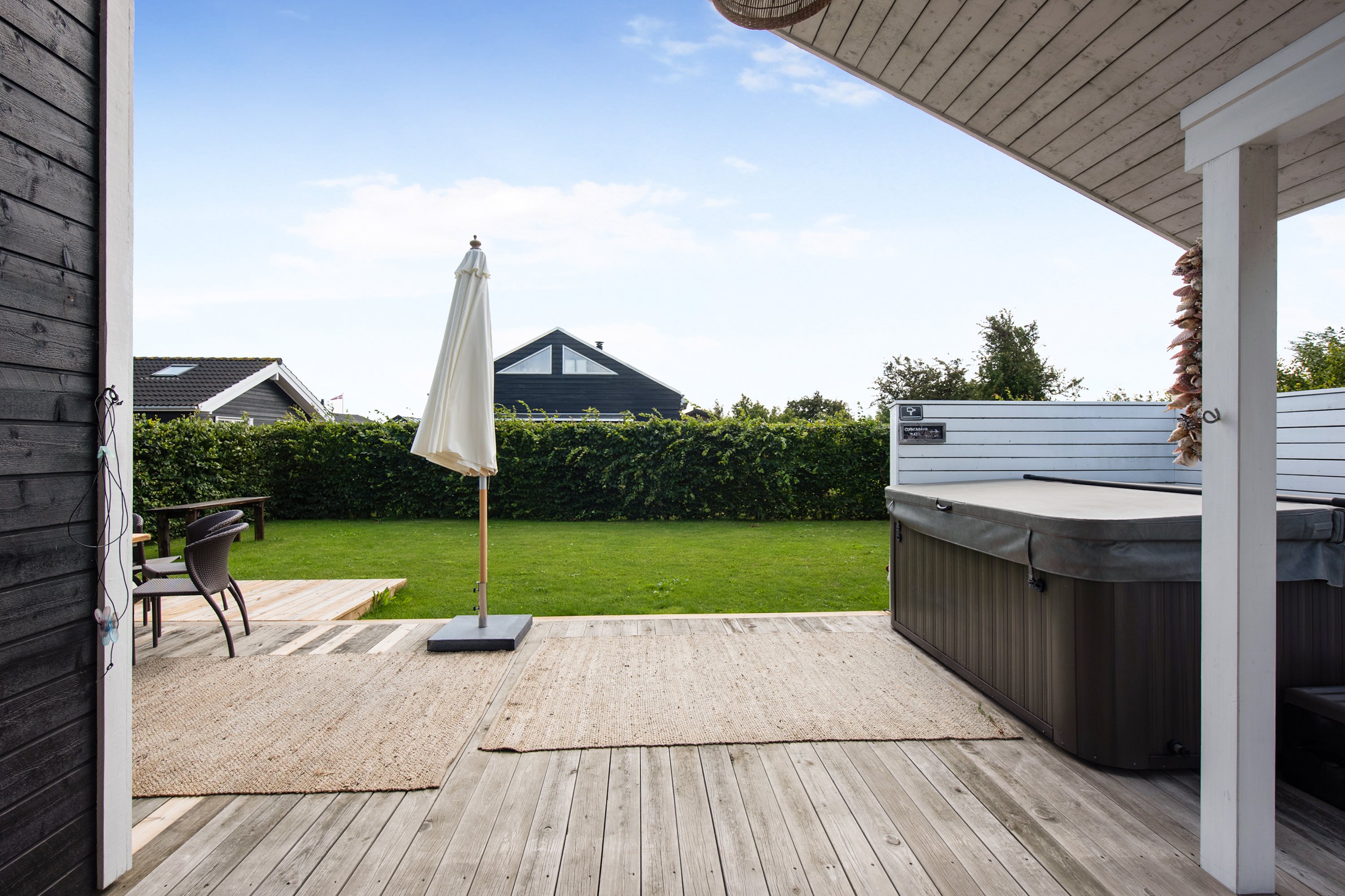 Fremhævet terrasse billede i fuldskærmstilstand. Billede af Hf. Bachersminde 56, 2791 Dragør